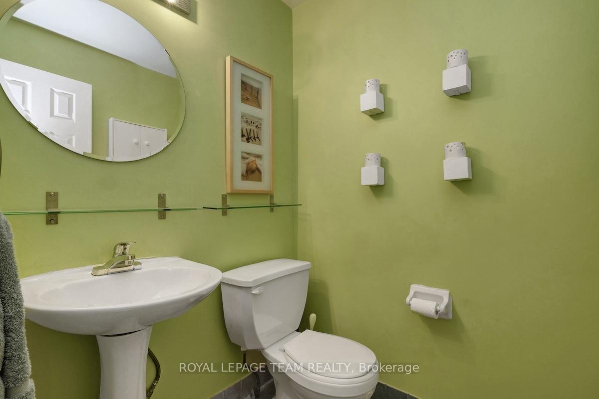 Photo 12 of 85 Queensbury Drive, Ottawa, Barrhaven - Longfields — HOMEH