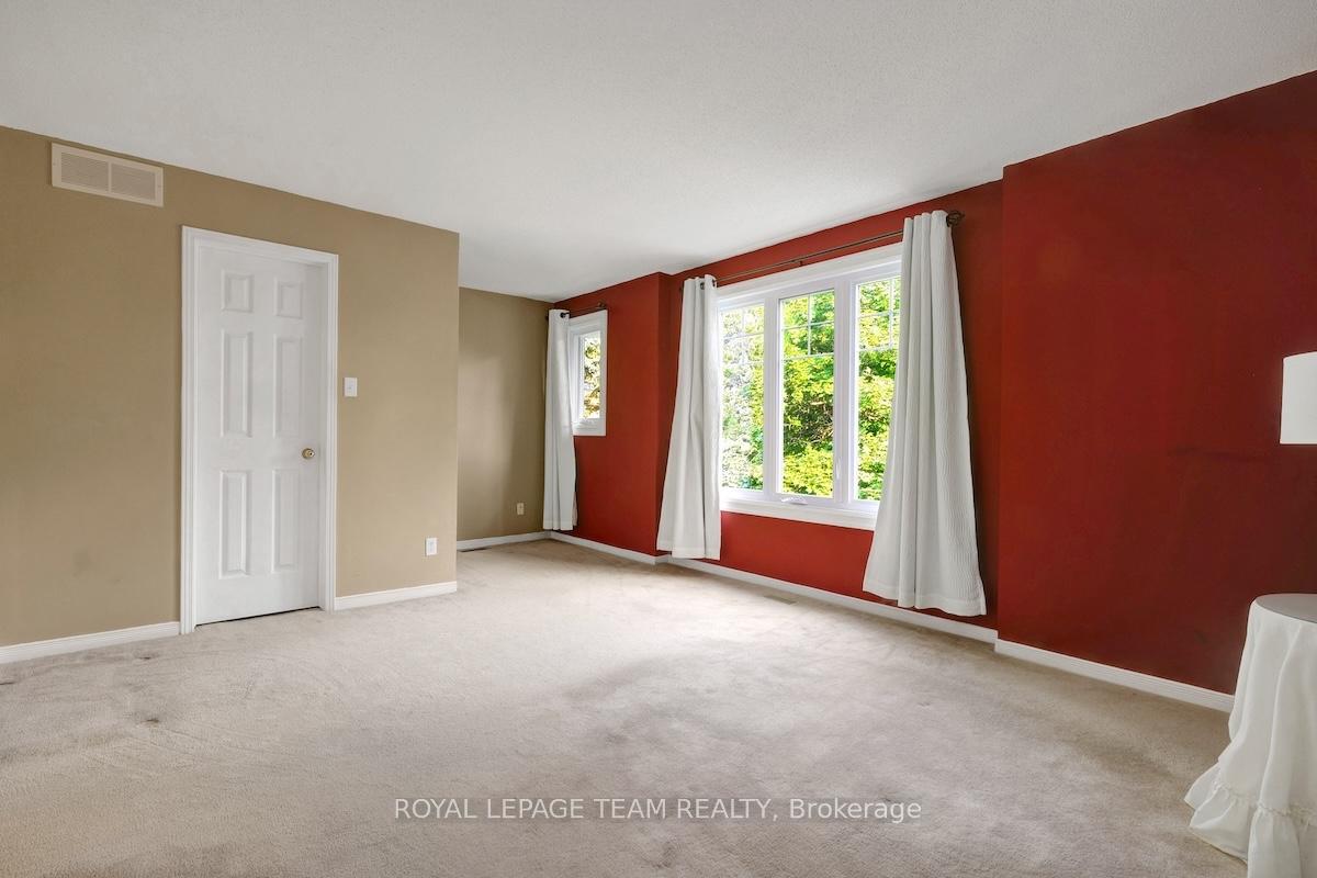 Photo 23 of 85 Queensbury Drive, Ottawa, Barrhaven - Longfields — HOMEH