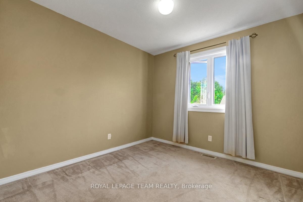 Photo 25 of 85 Queensbury Drive, Ottawa, Barrhaven - Longfields — HOMEH
