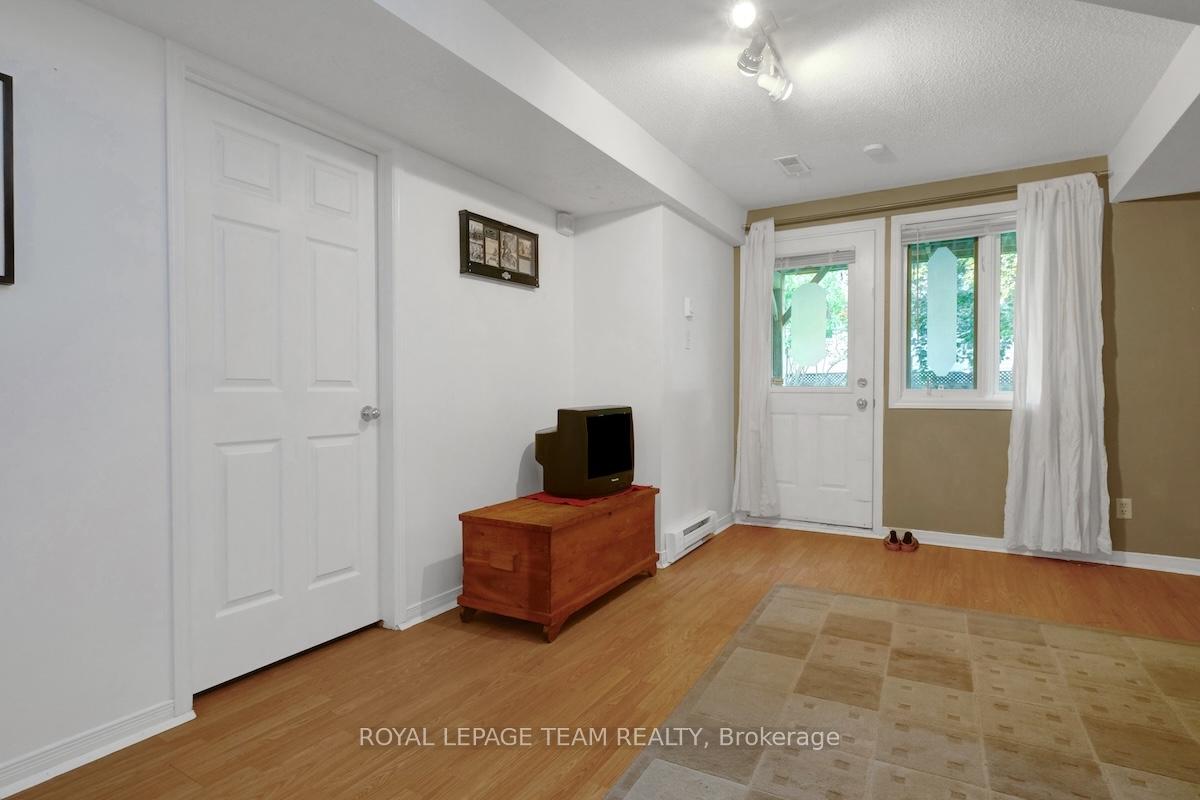 Photo 30 of 85 Queensbury Drive, Ottawa, Barrhaven - Longfields — HOMEH