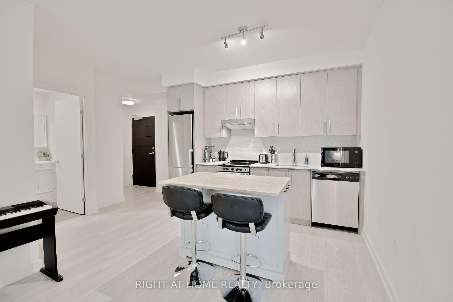 Photo 5 of Unit 805, 212 King William Street, Hamilton, Beasley — HOMEH