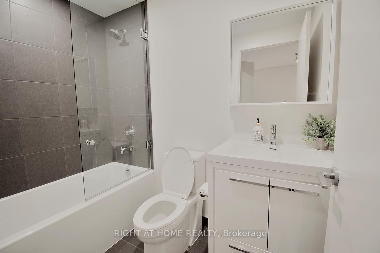 Photo 15 of Unit 805, 212 King William Street, Hamilton, Beasley — HOMEH