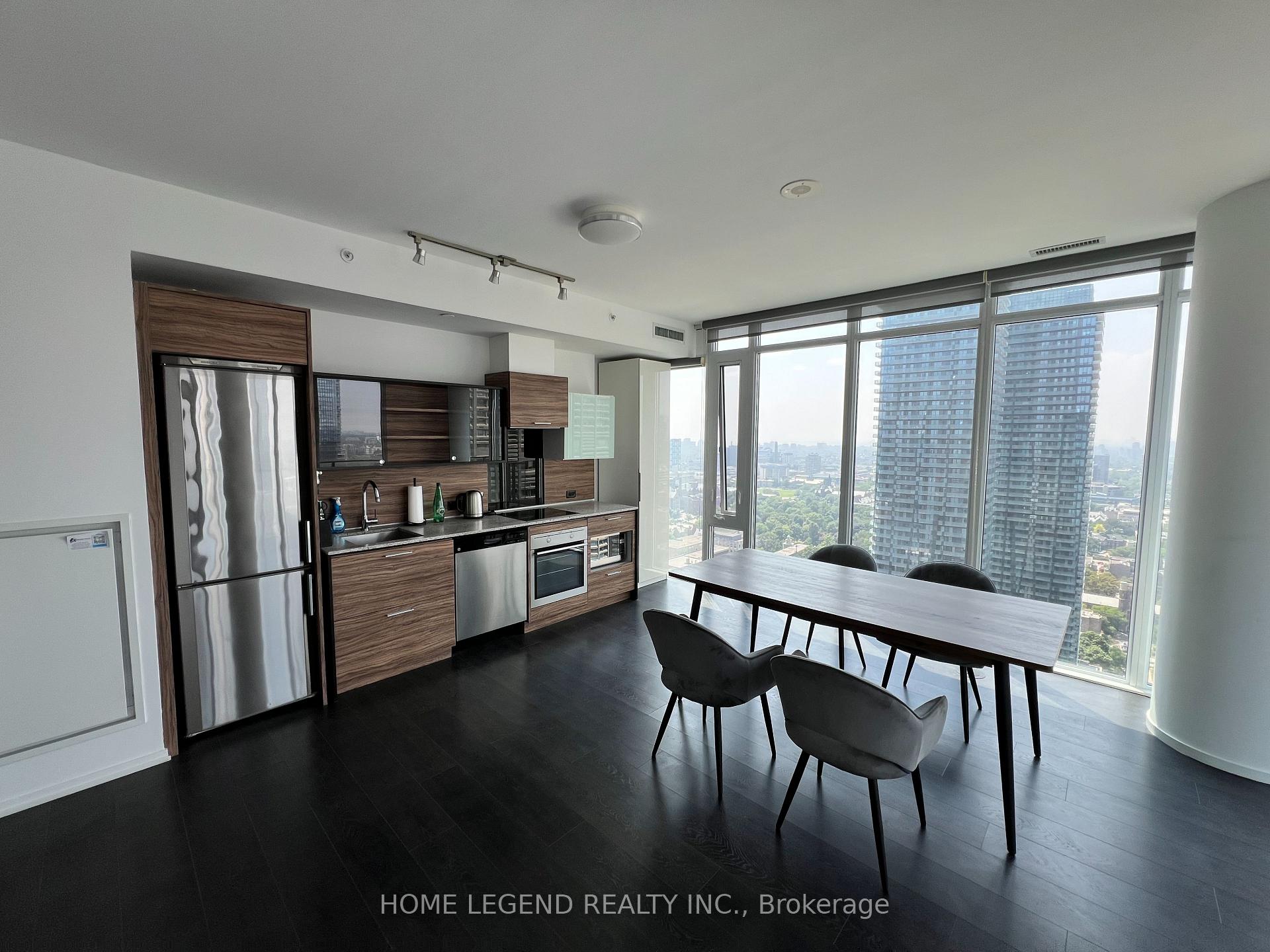 Photo 3 of Unit 3307, 75 St Nicholas Street, Toronto, Bay Street Corridor — HOMEH