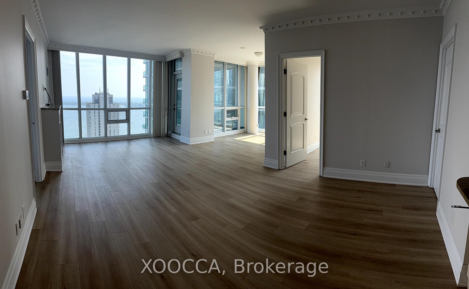 Photo 10 of Unit 3610, 16 Harbour Street, Toronto, Waterfront Communities — HOMEH