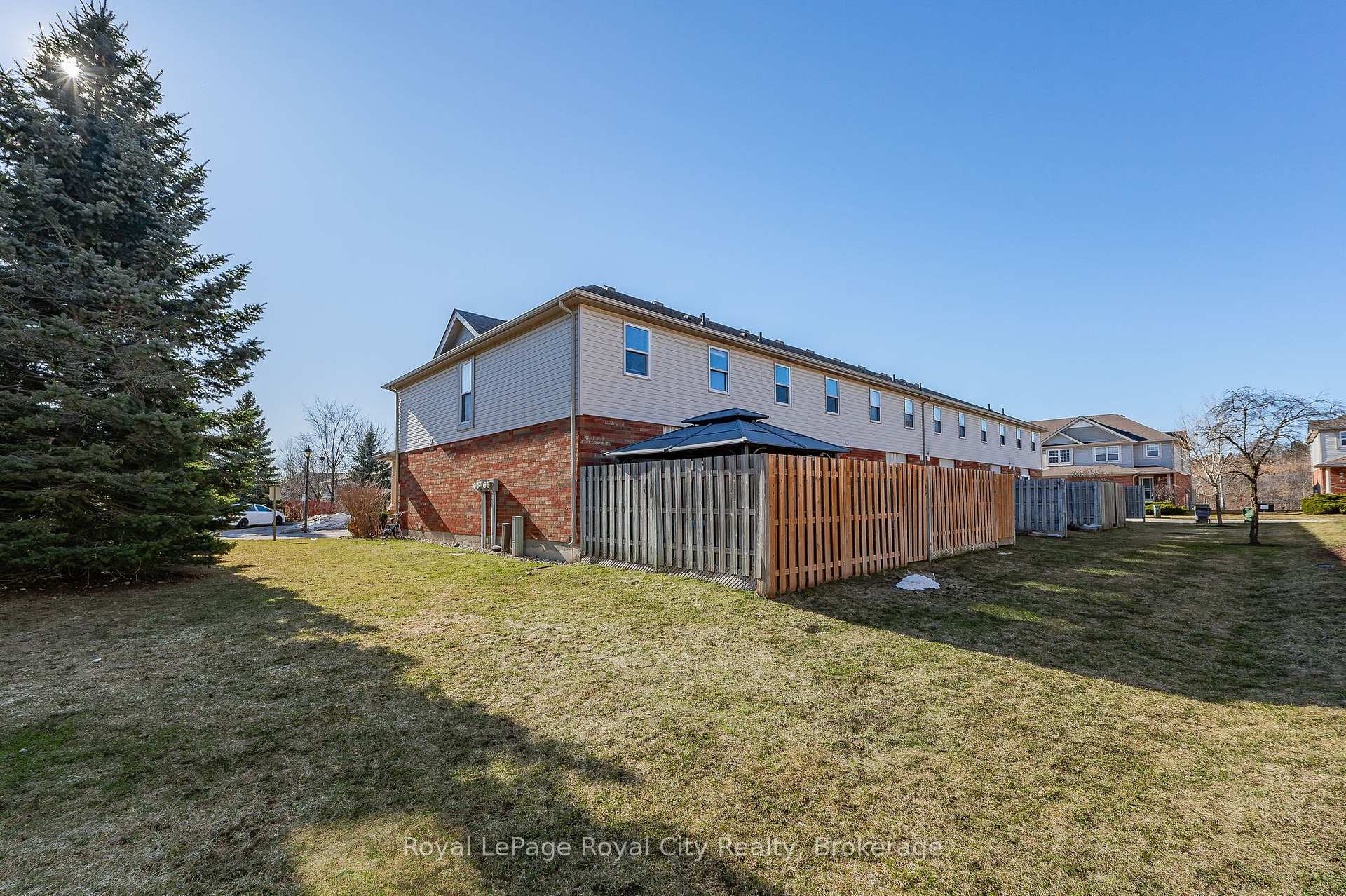 Photo 47 of Unit 30, 30 Imperial Road S, Guelph, Willow West/Sugarbush/West Acres — HOMEH