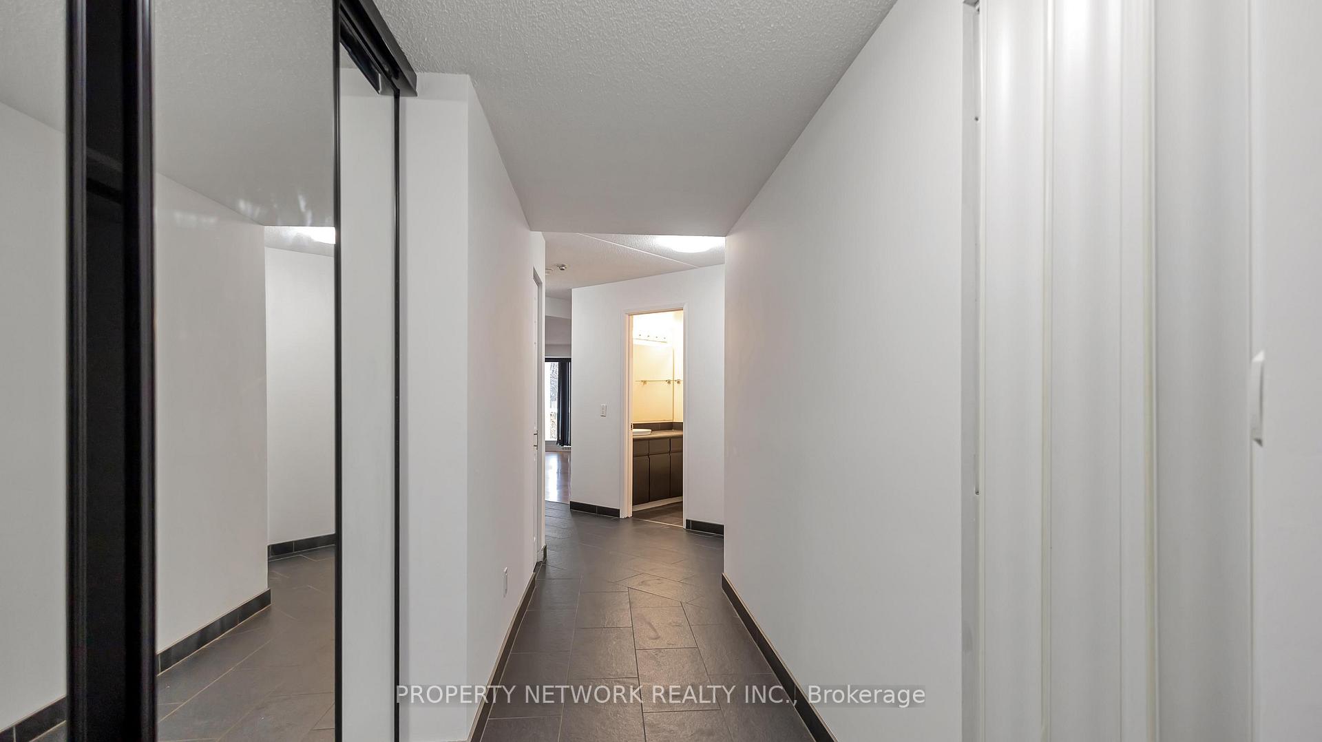 Photo 13 of Unit 106, 8 Christopher Court, Guelph, Kortright West — HOMEH