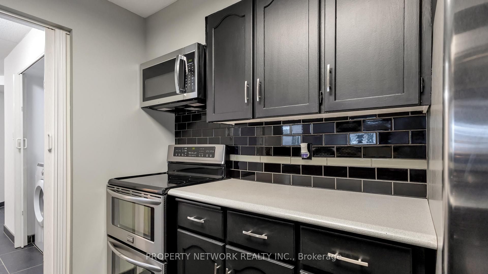 Photo 37 of Unit 106, 8 Christopher Court, Guelph, Kortright West — HOMEH