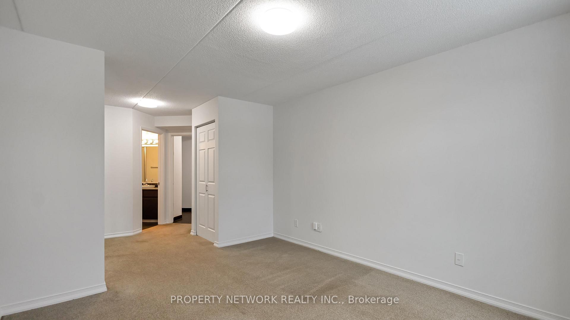 Photo 45 of Unit 106, 8 Christopher Court, Guelph, Kortright West — HOMEH