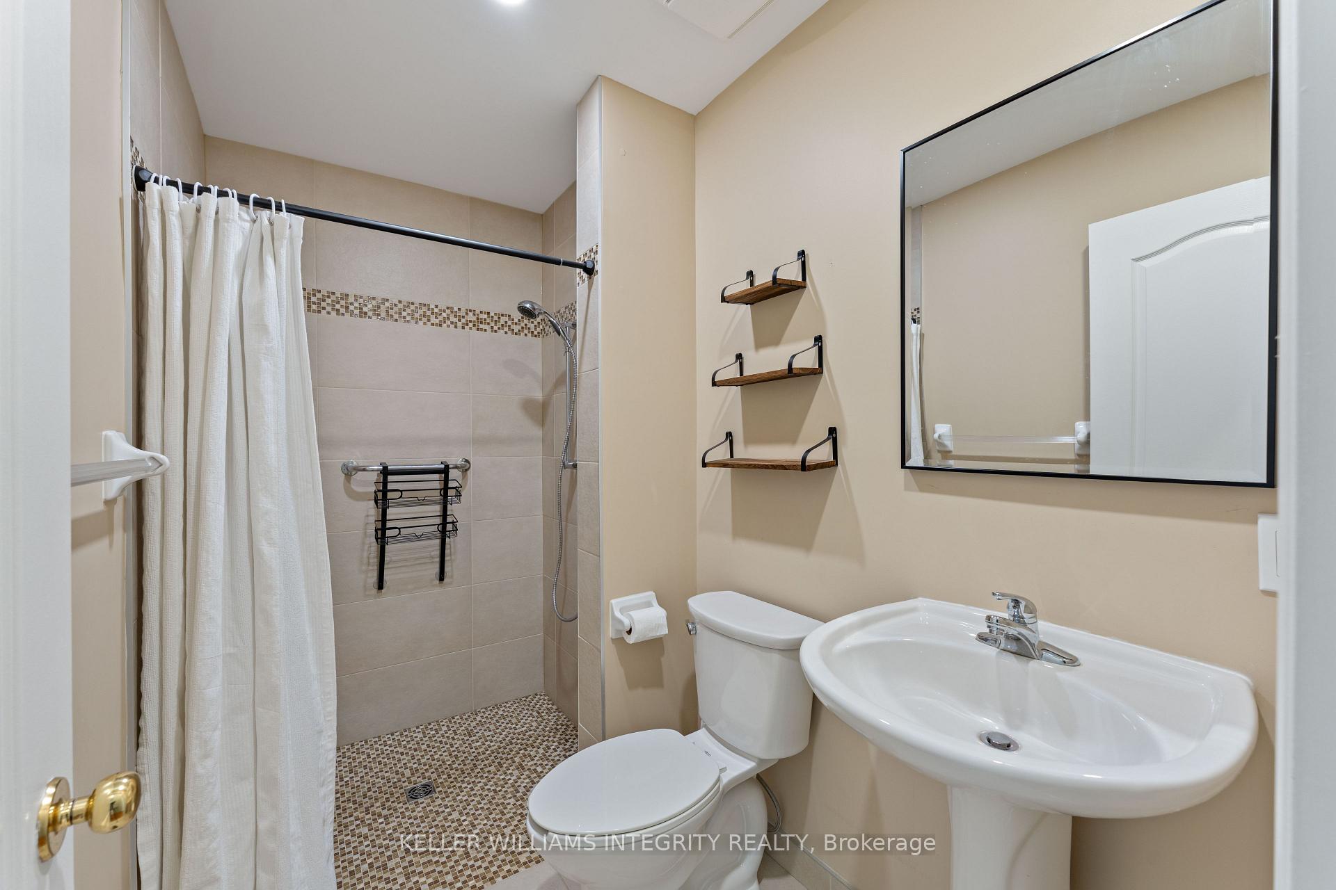 Photo 14 of 576 Devonwood Circle, Ottawa, Blossom Park/Kemp Park/Findlay Creek — HOMEH