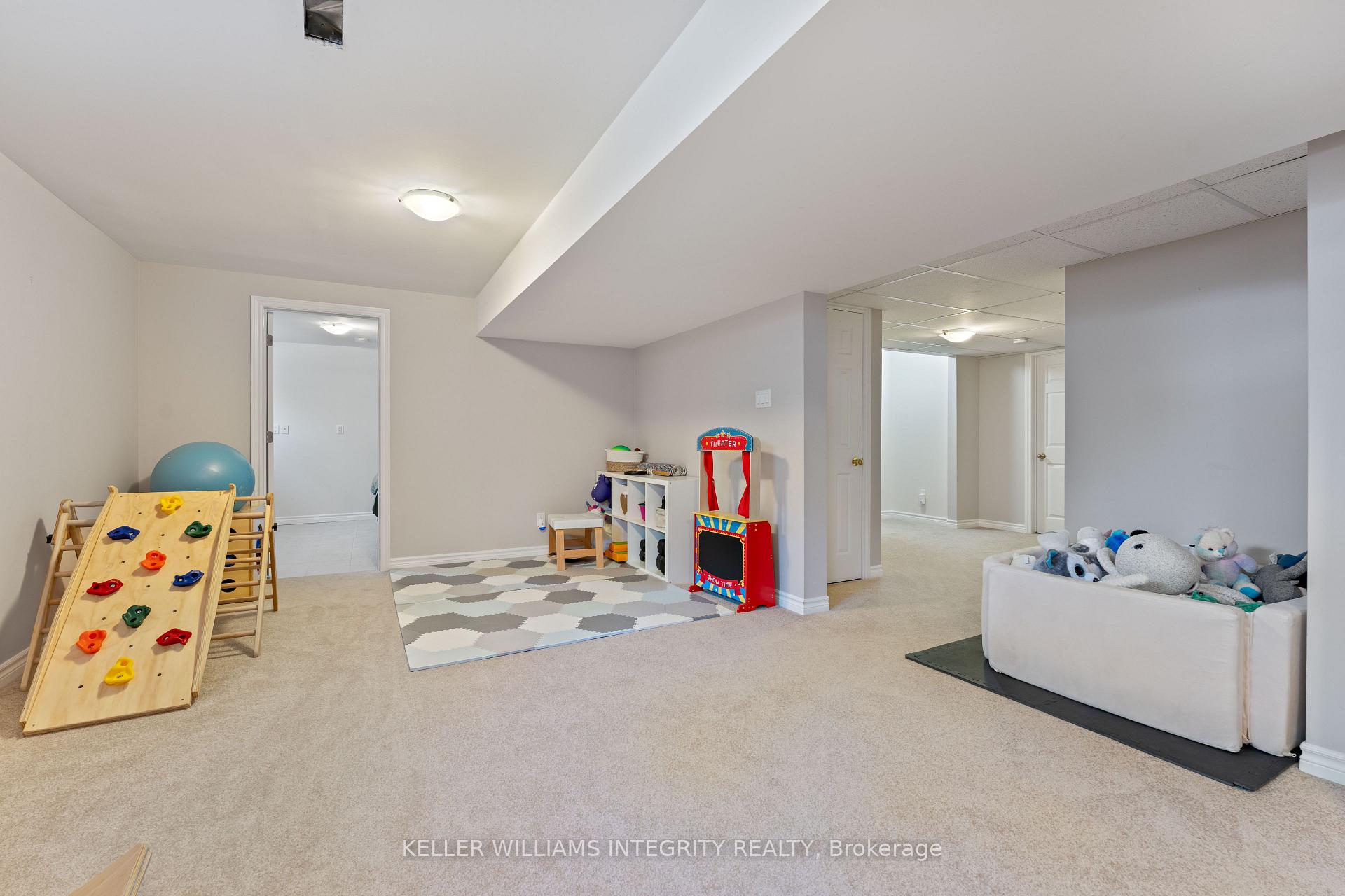Photo 25 of 576 Devonwood Circle, Ottawa, Blossom Park/Kemp Park/Findlay Creek — HOMEH