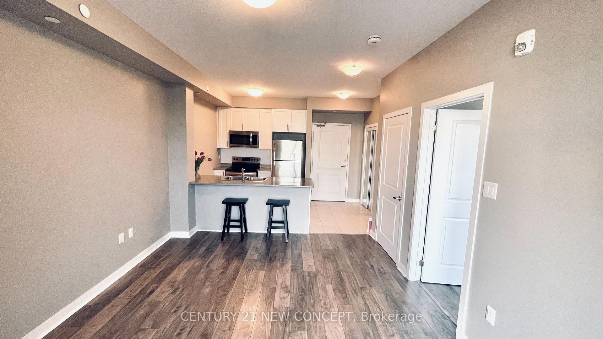 Photo 7 of Unit 226, 101 Shoreview Place, Hamilton, Lakeshore — HOMEH