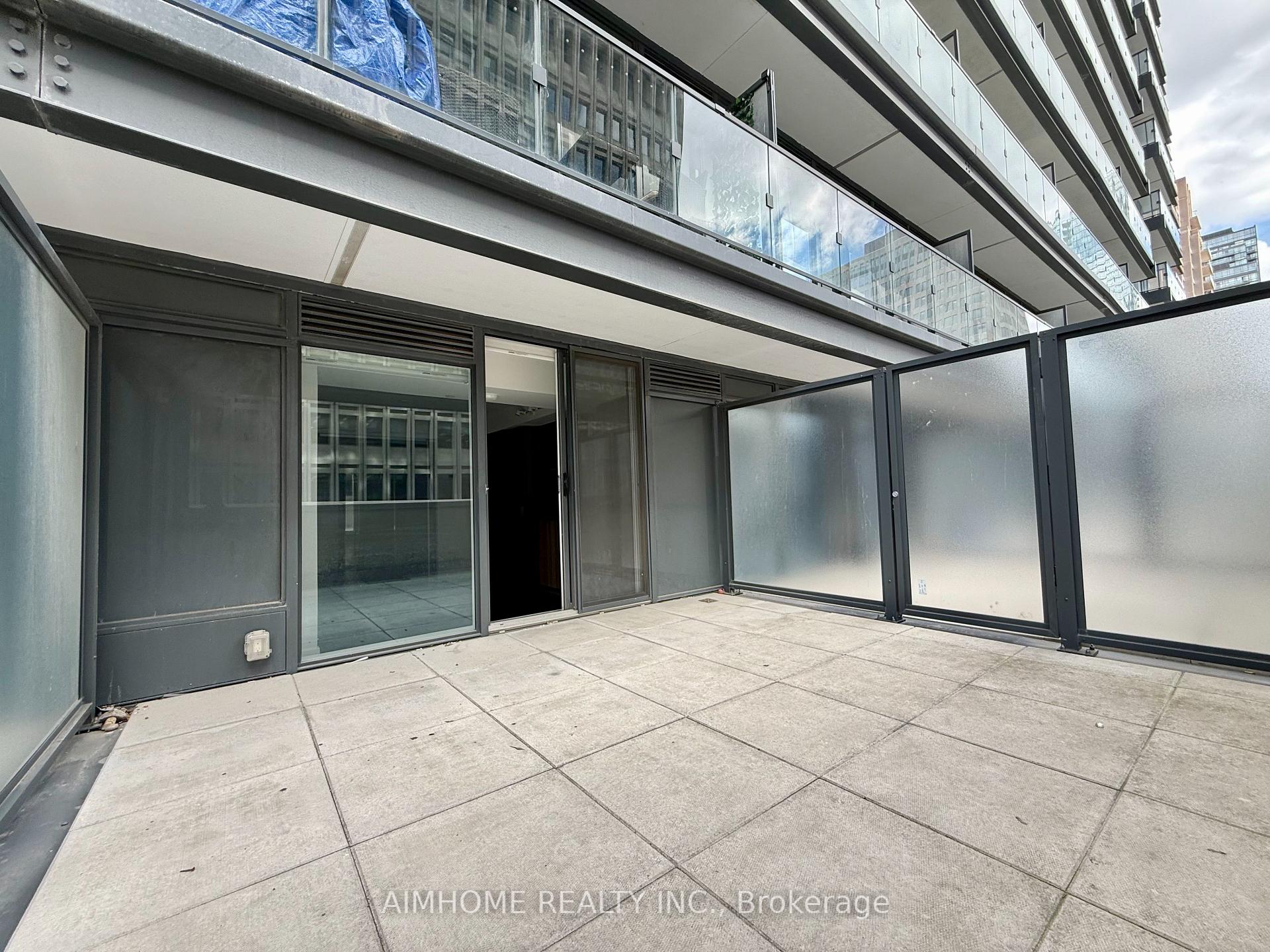 Photo 9 of Unit 908, 955 Bay Street, Toronto, Bay Street Corridor — HOMEH