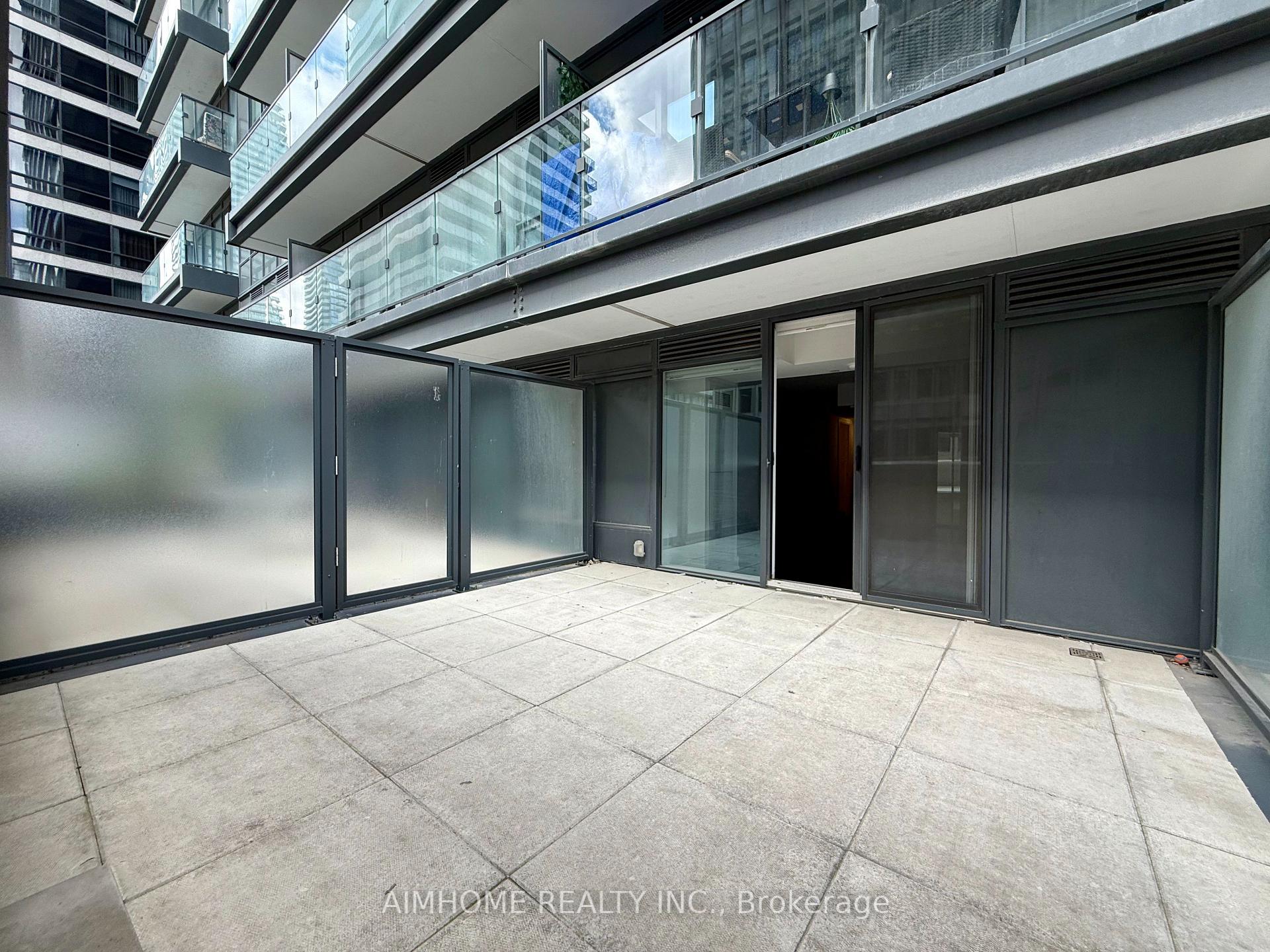 Photo 10 of Unit 908, 955 Bay Street, Toronto, Bay Street Corridor — HOMEH