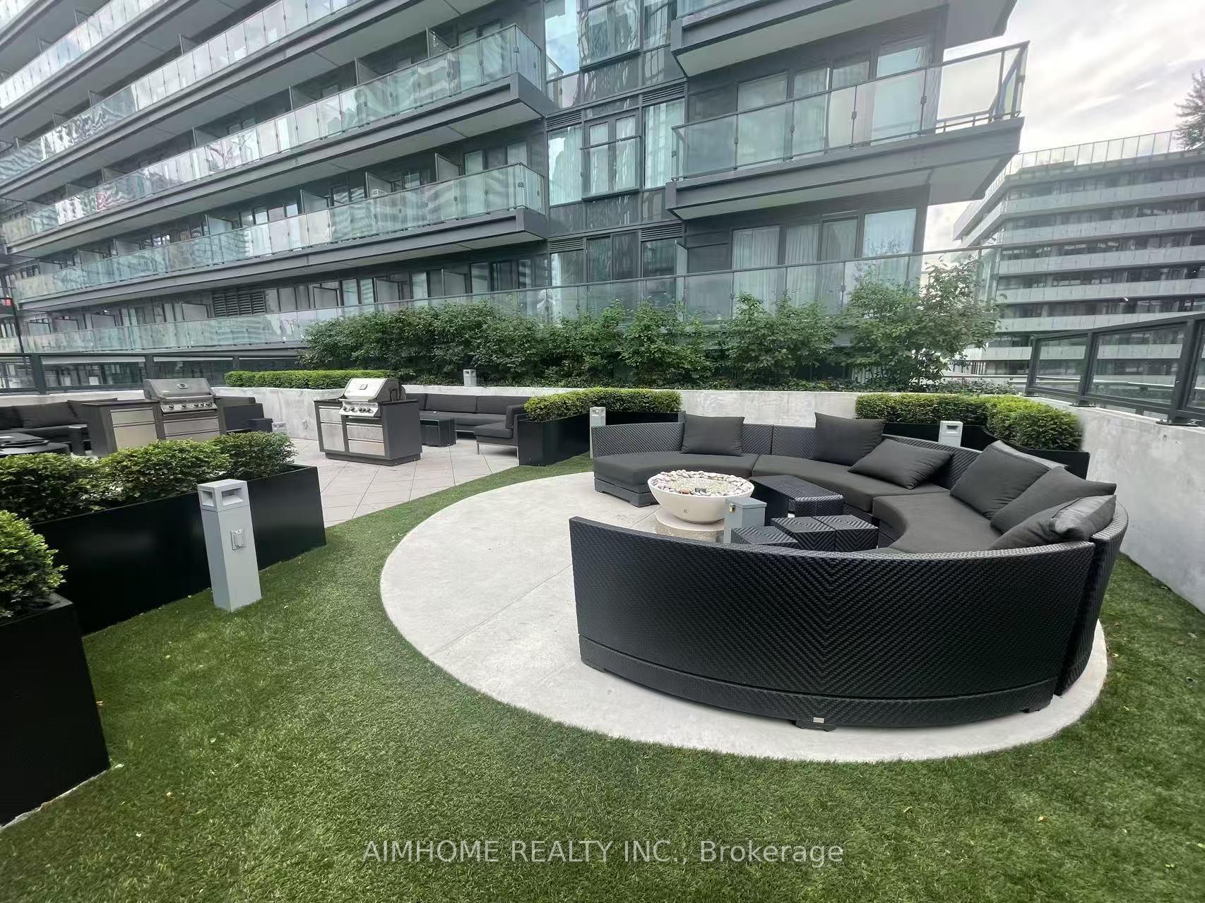 Photo 12 of Unit 908, 955 Bay Street, Toronto, Bay Street Corridor — HOMEH