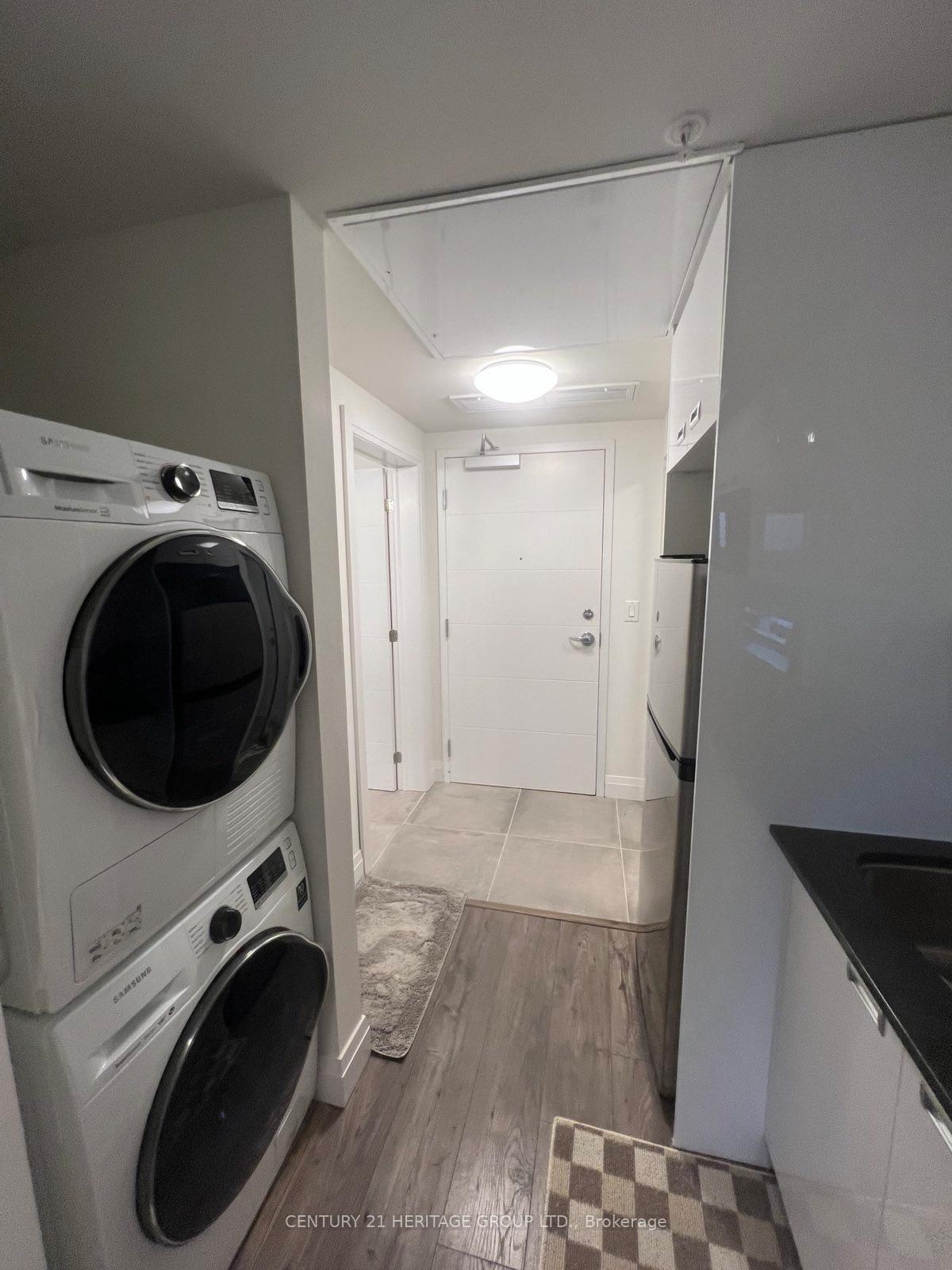 Photo 4 of Unit 803, 652 Princess Street, Kingston, Central City East — HOMEH