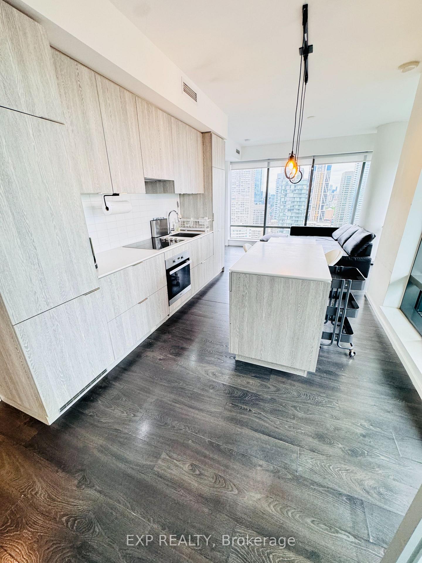 Photo 5 of Unit 3210, 5 St Joseph Street, Toronto, Bay Street Corridor — HOMEH