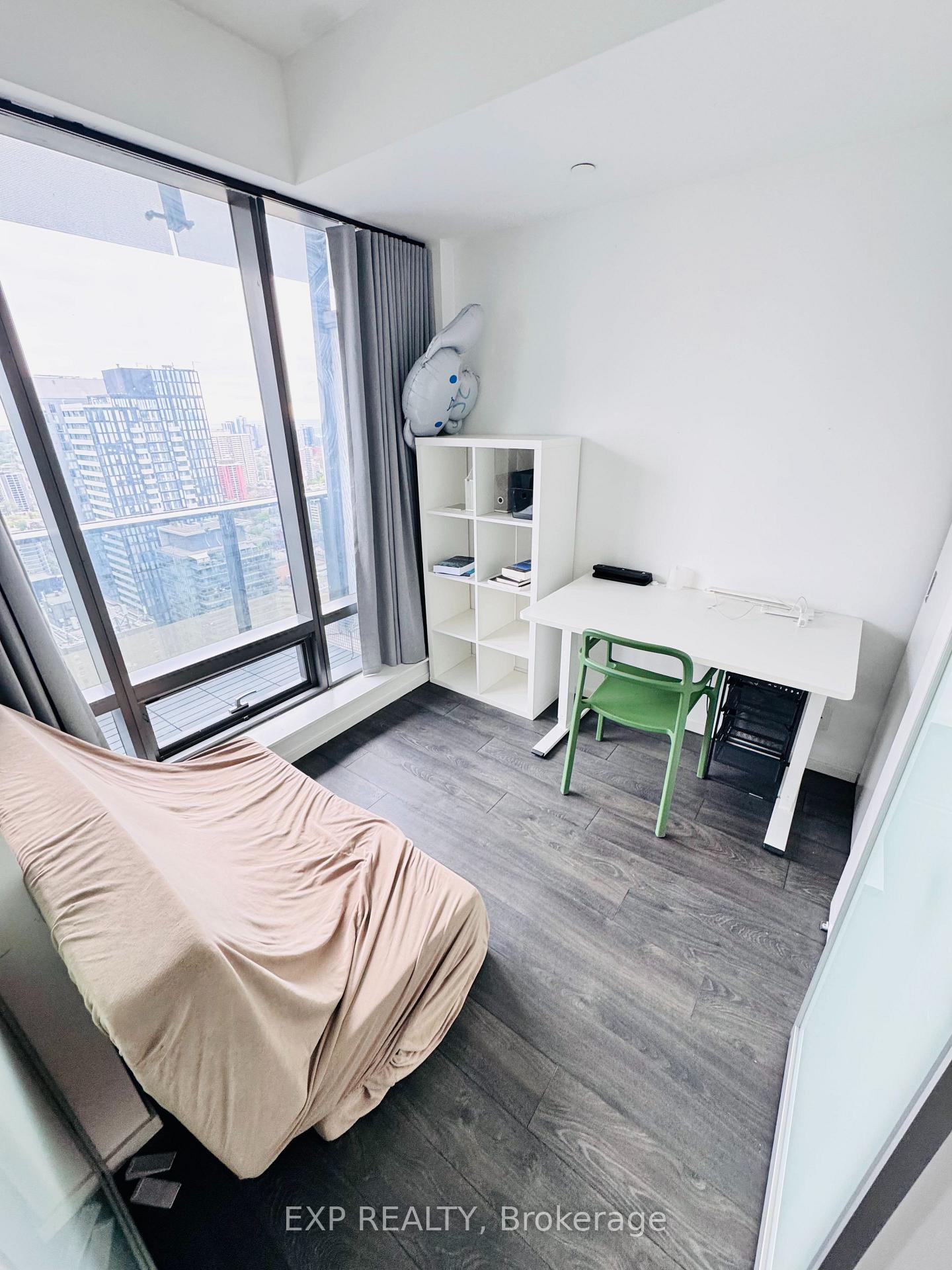 Photo 6 of Unit 3210, 5 St Joseph Street, Toronto, Bay Street Corridor — HOMEH