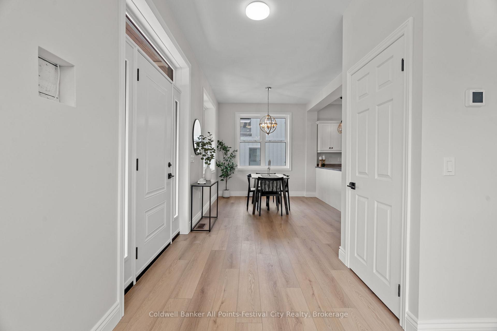 Photo 7 of 82 Gloucester Terrace, Goderich, Goderich (Town) — HOMEH