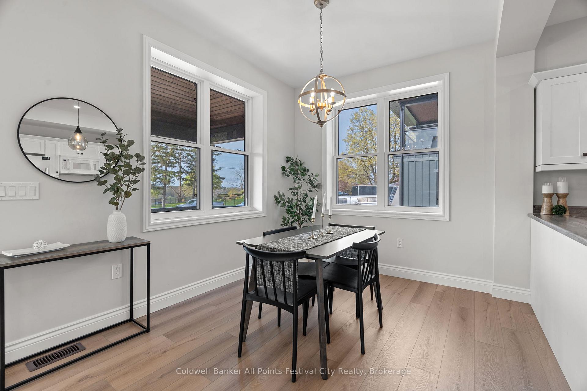 Photo 11 of 82 Gloucester Terrace, Goderich, Goderich (Town) — HOMEH