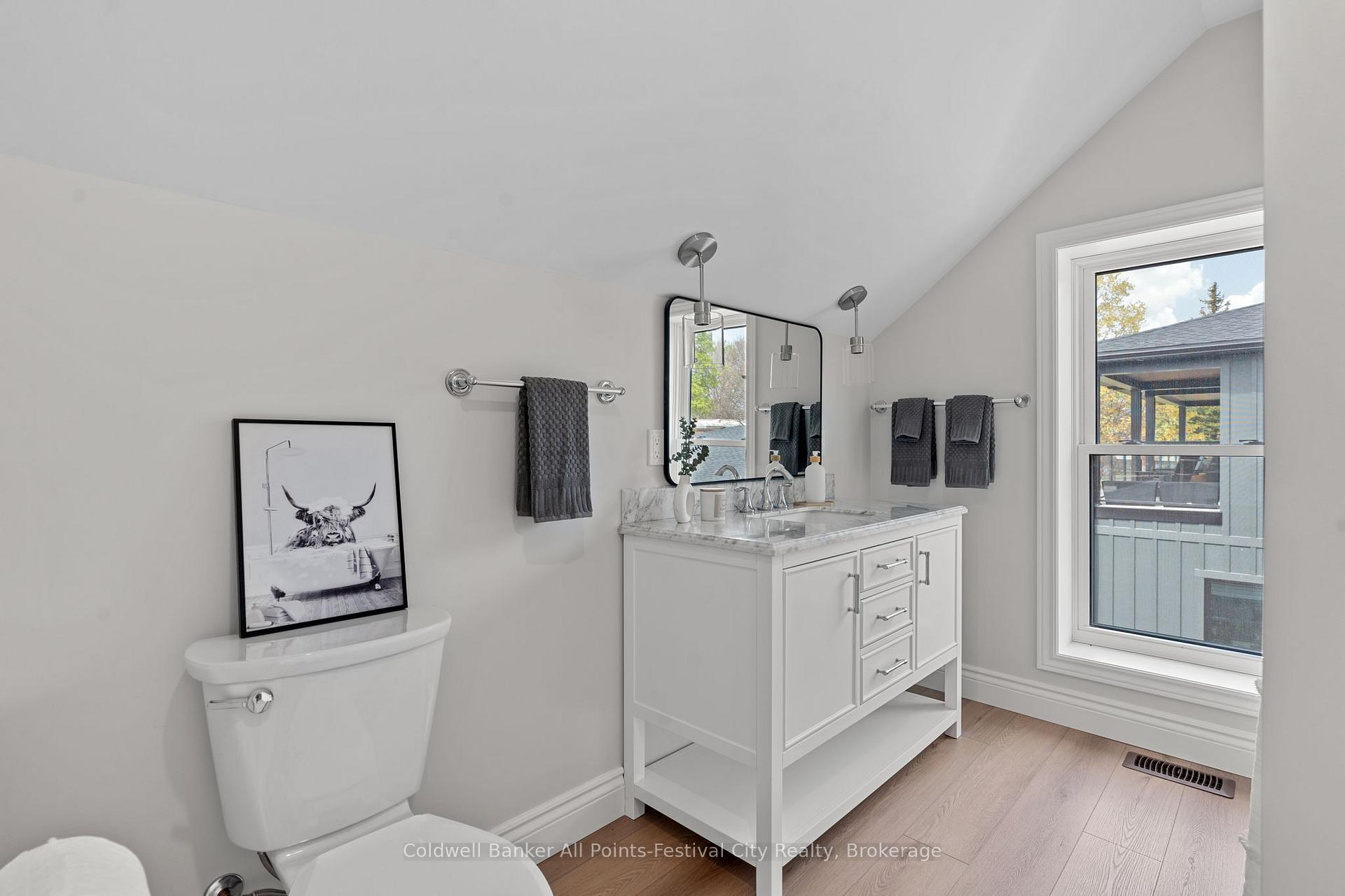 Photo 22 of 82 Gloucester Terrace, Goderich, Goderich (Town) — HOMEH
