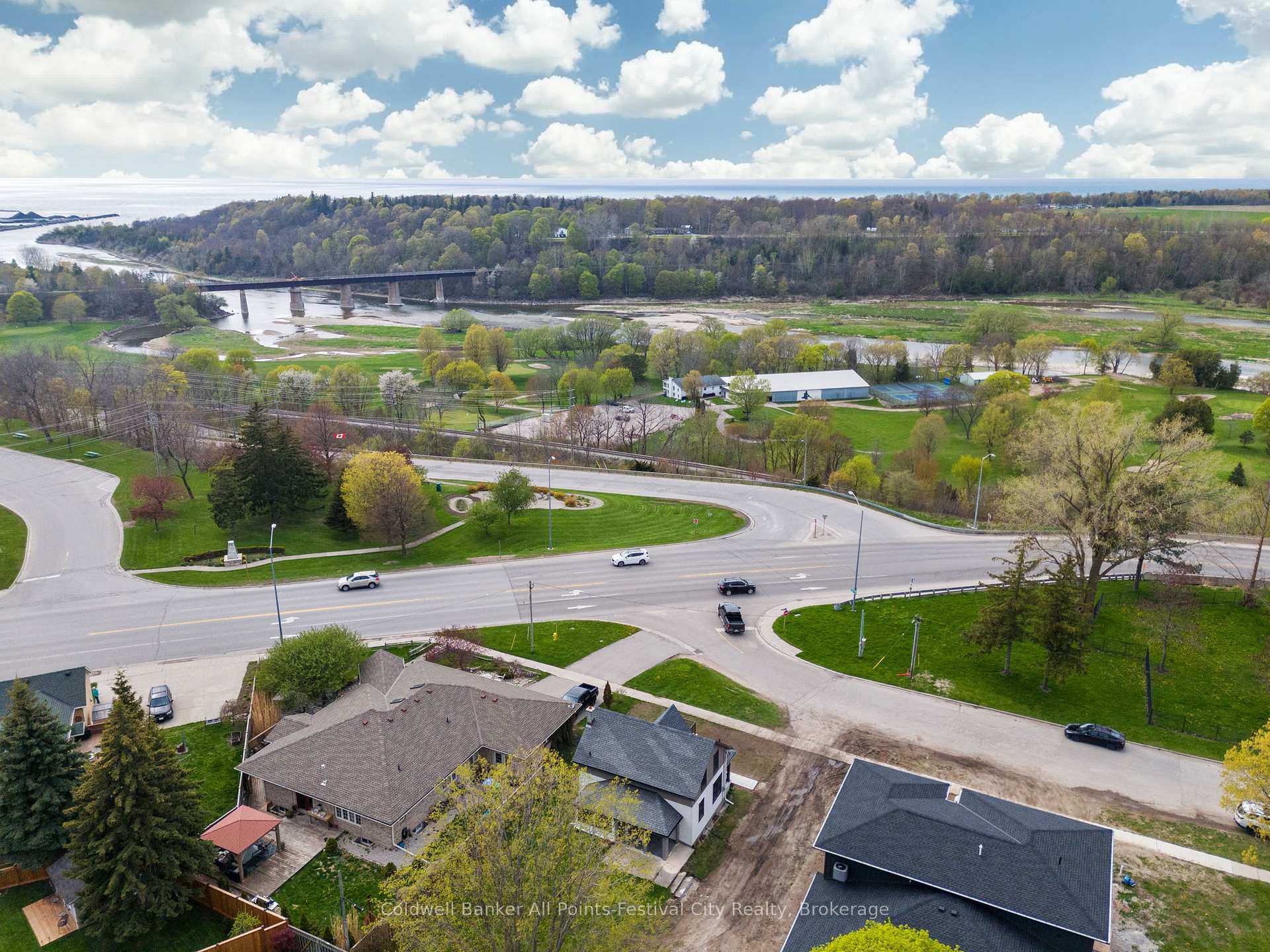 Photo 36 of 82 Gloucester Terrace, Goderich, Goderich (Town) — HOMEH
