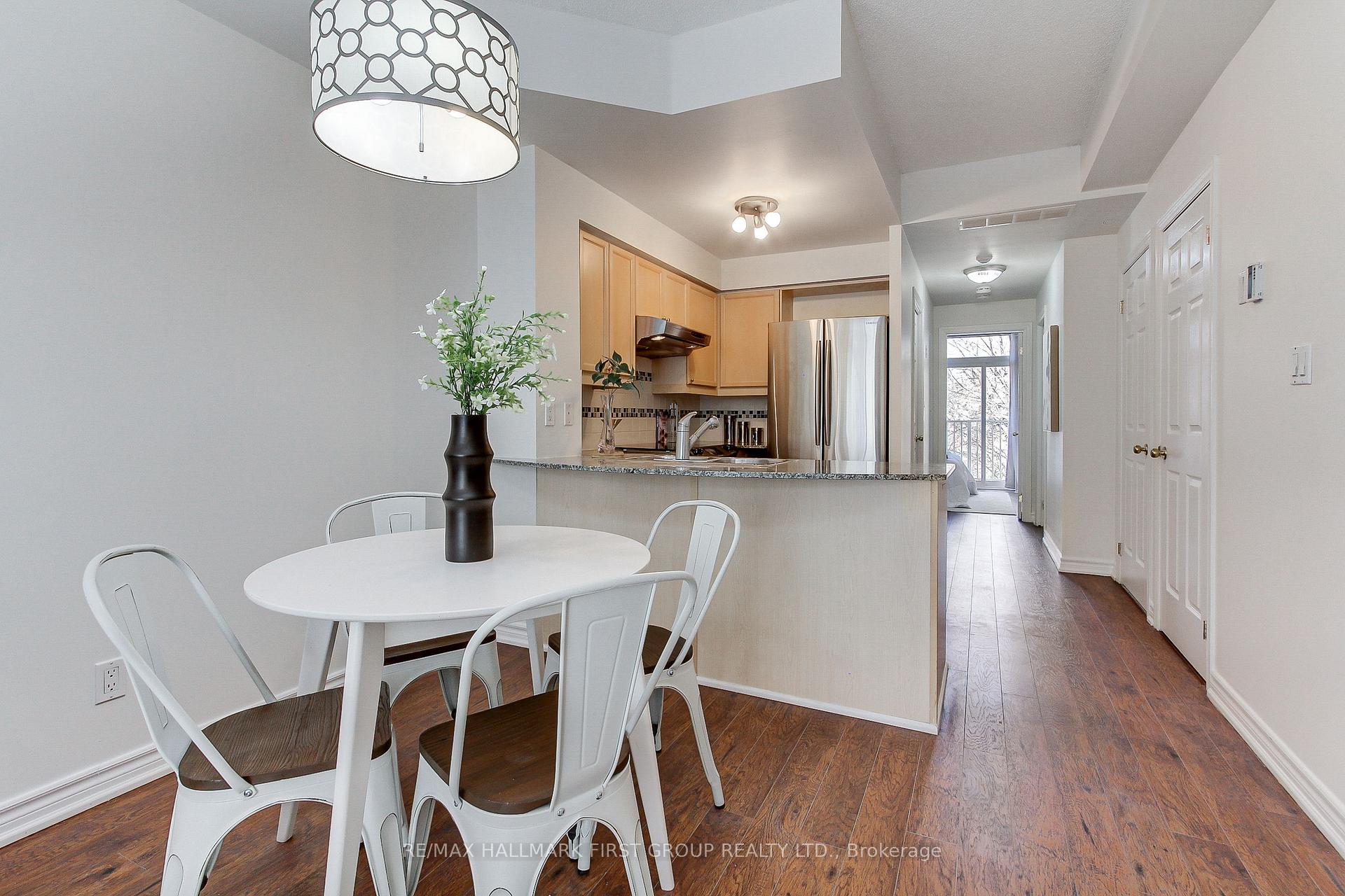 Photo 10 of Unit 639, 38 Stadium Road, Toronto, Niagara — HOMEH