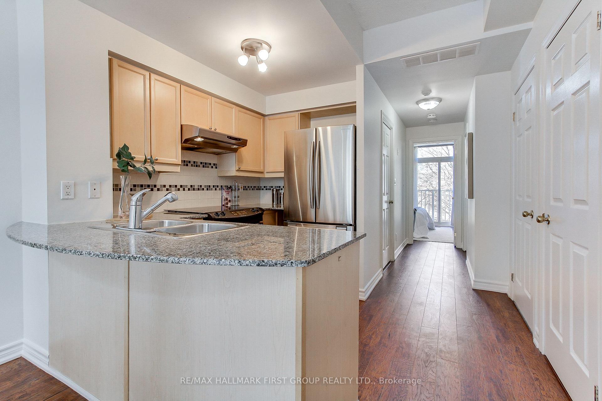 Photo 13 of Unit 639, 38 Stadium Road, Toronto, Niagara — HOMEH
