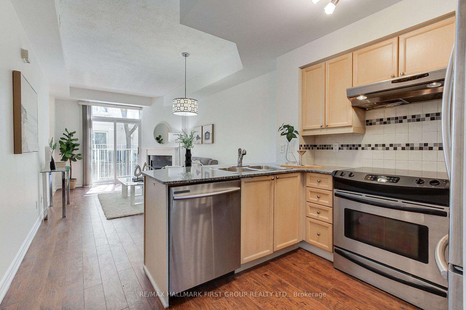 Photo 17 of Unit 639, 38 Stadium Road, Toronto, Niagara — HOMEH
