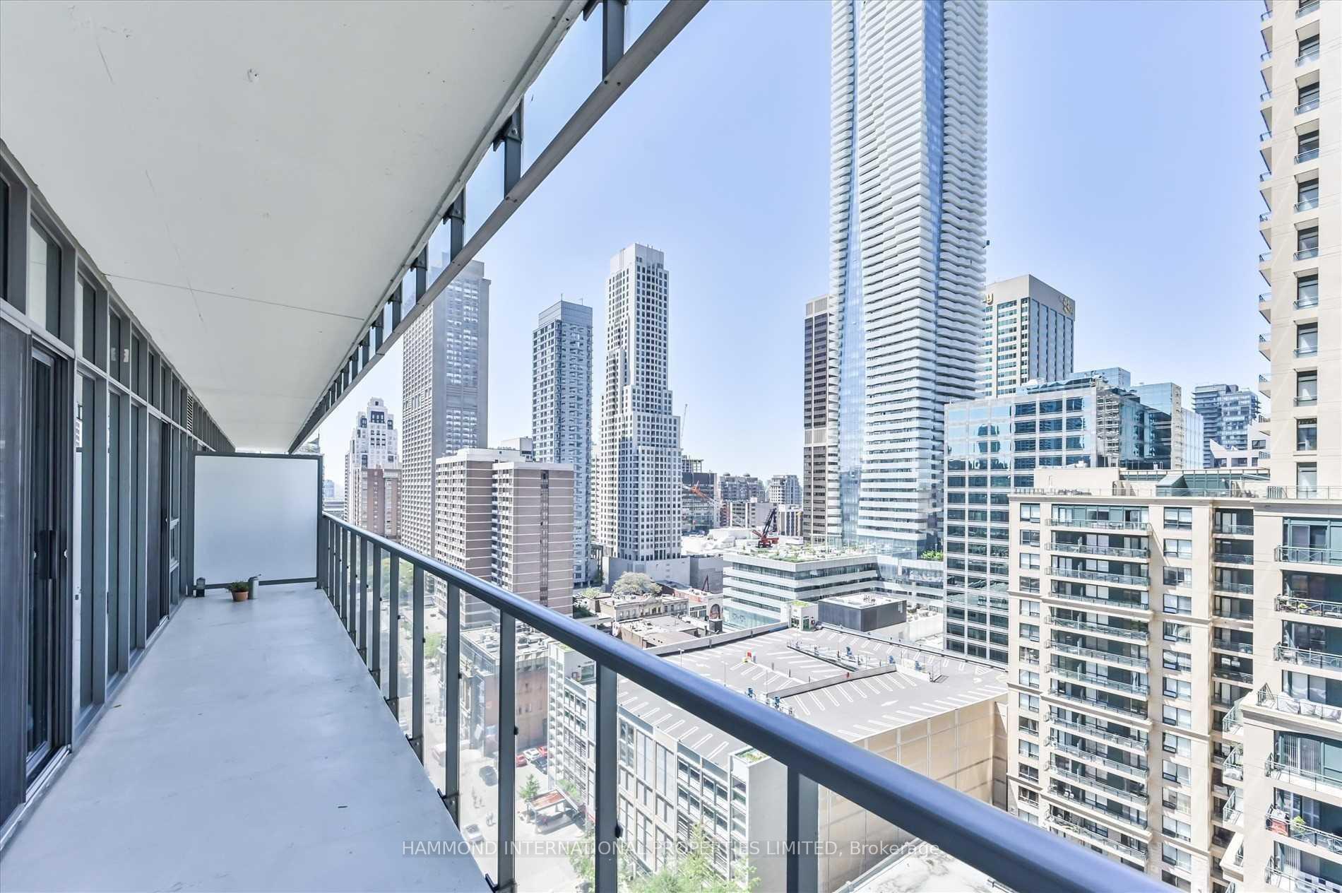 Photo 7 of Unit 2011, 33 Charles Street E, Toronto, Church-Yonge Corridor — HOMEH