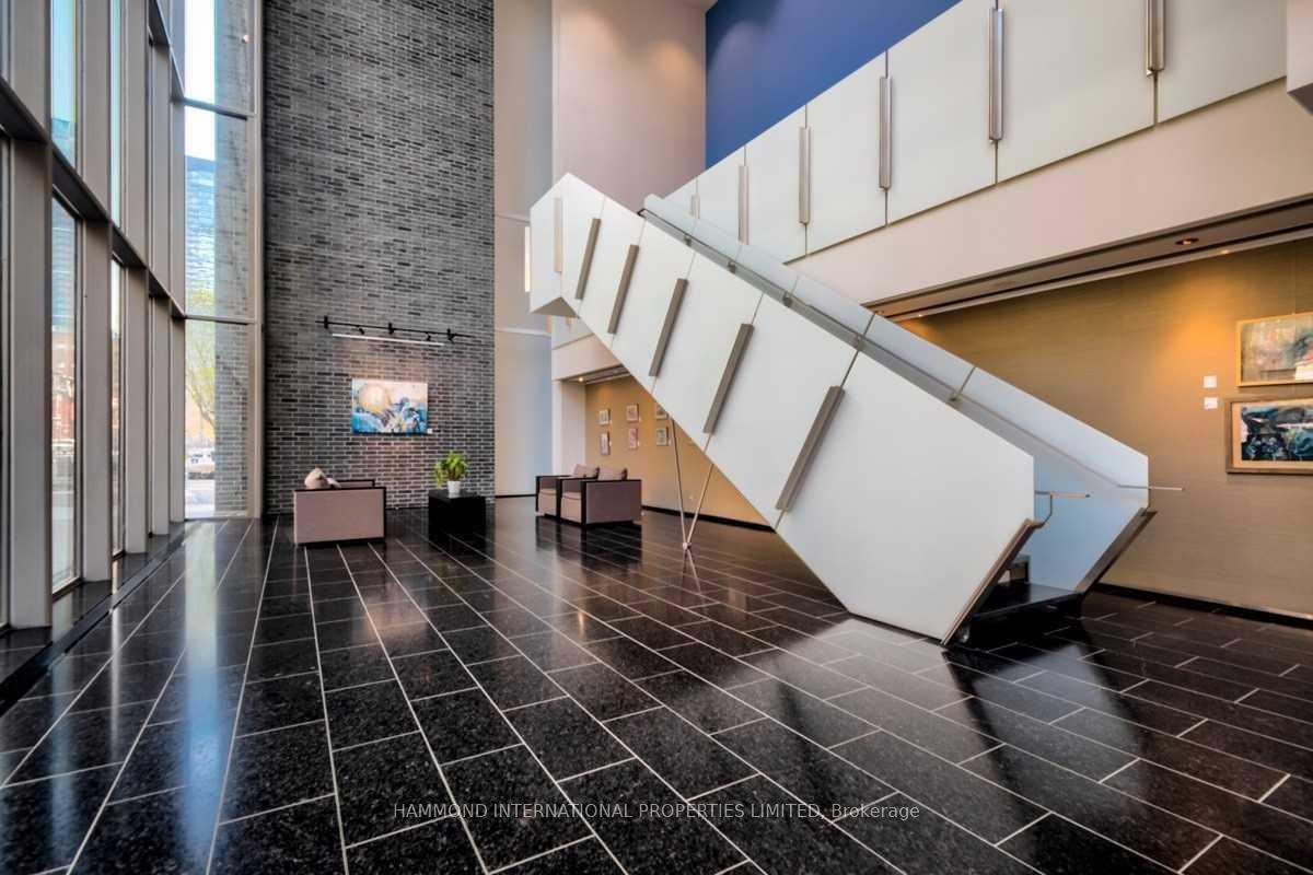 Photo 14 of Unit 2011, 33 Charles Street E, Toronto, Church-Yonge Corridor — HOMEH