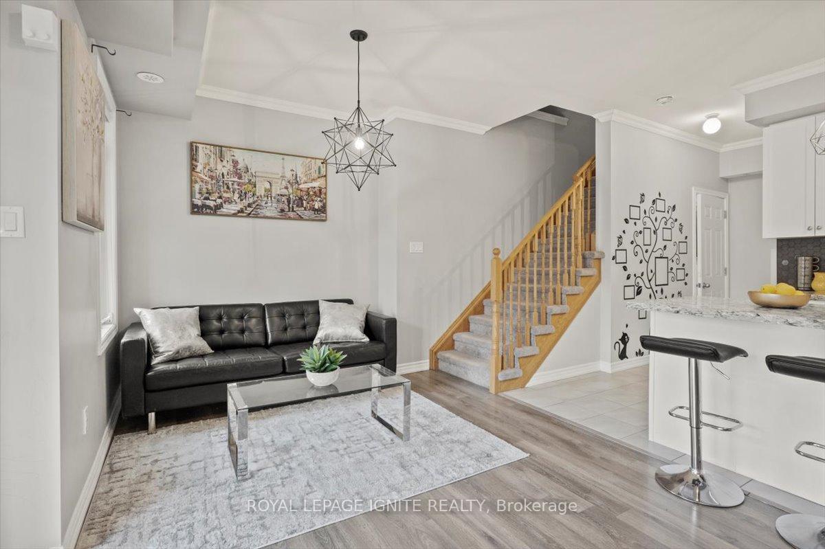 Photo 6 of Unit 118, 1715 Adirondack Chase, Pickering, Duffin Heights — HOMEH