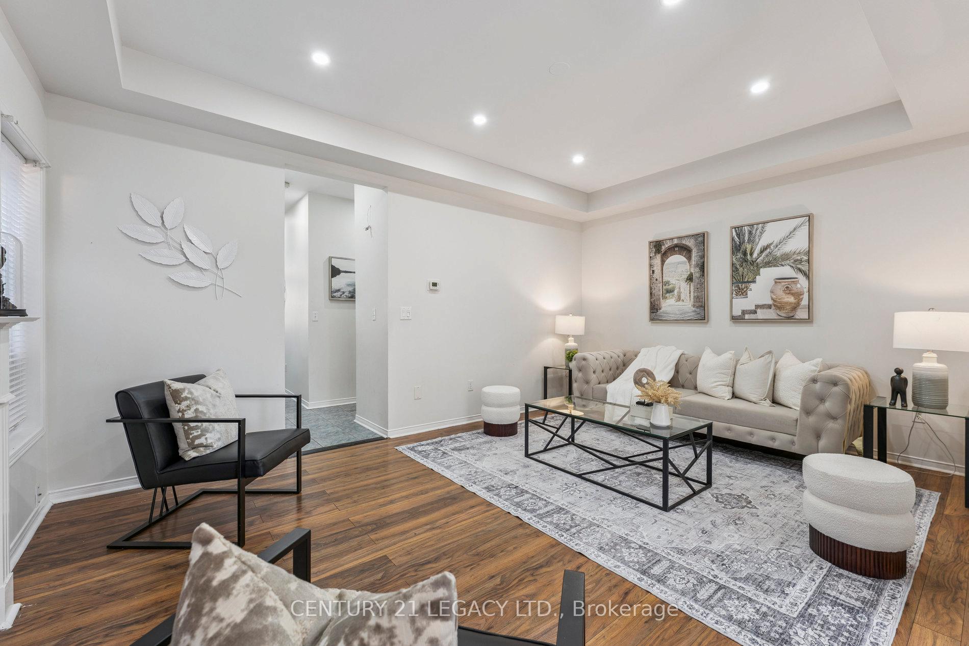 Photo 1 of 52 Pennyroyal Crescent, Brampton, Bramalea North Industrial — HOMEH