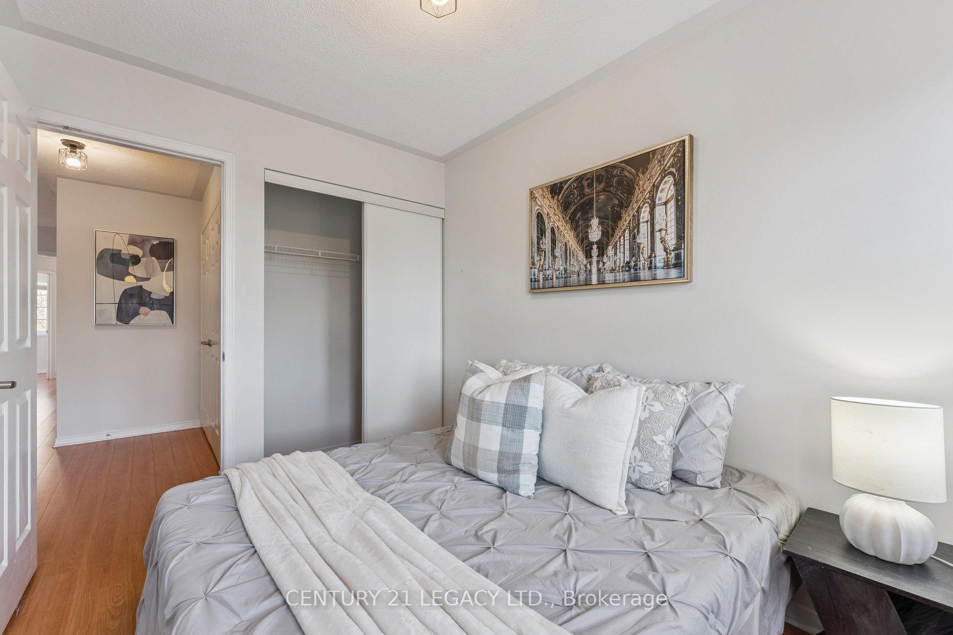 Photo 20 of 52 Pennyroyal Crescent, Brampton, Bramalea North Industrial — HOMEH