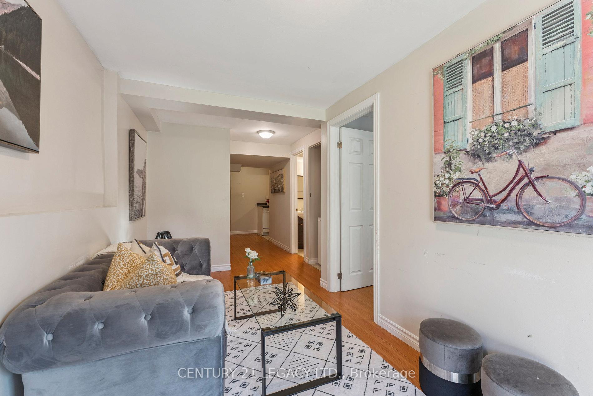 Photo 27 of 52 Pennyroyal Crescent, Brampton, Bramalea North Industrial — HOMEH