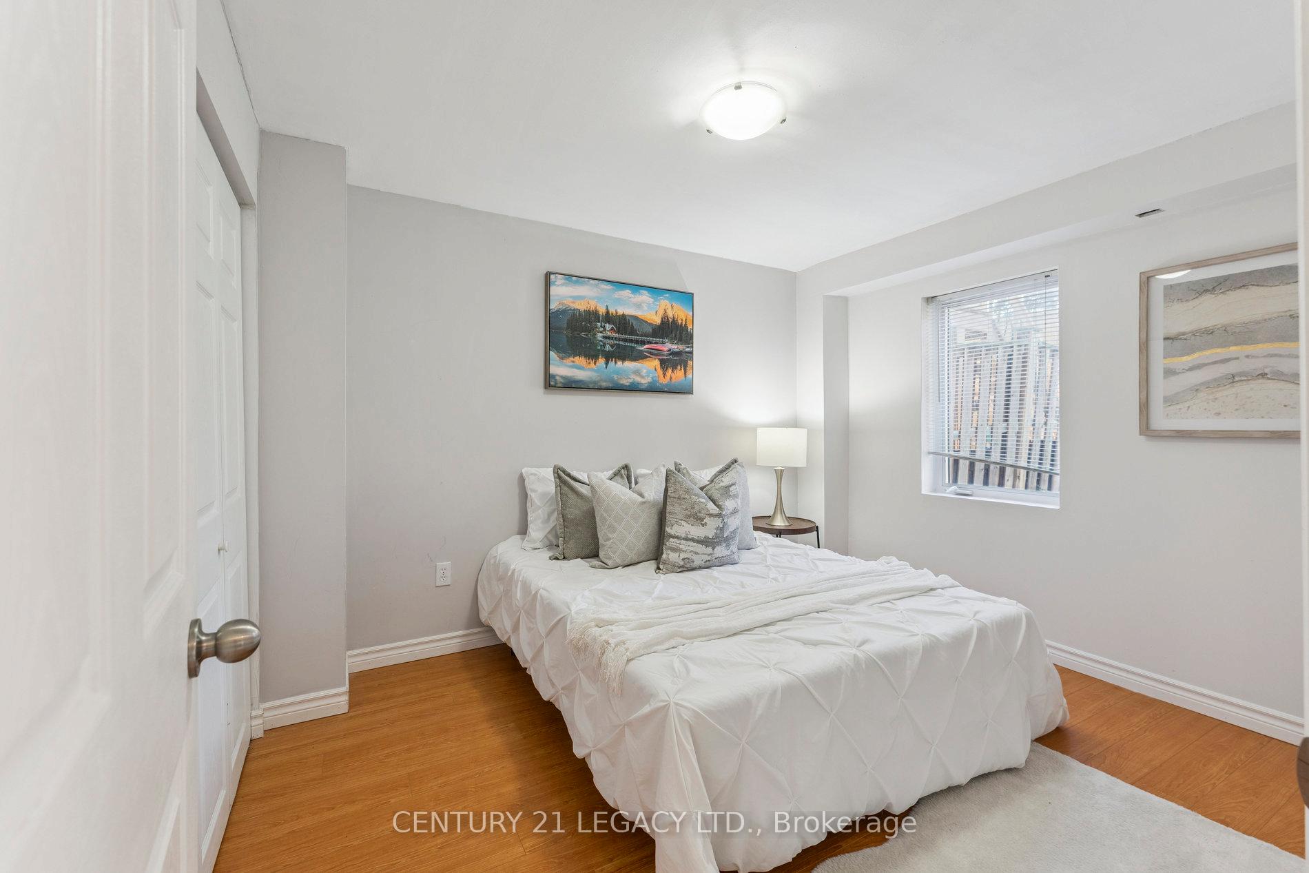 Photo 28 of 52 Pennyroyal Crescent, Brampton, Bramalea North Industrial — HOMEH
