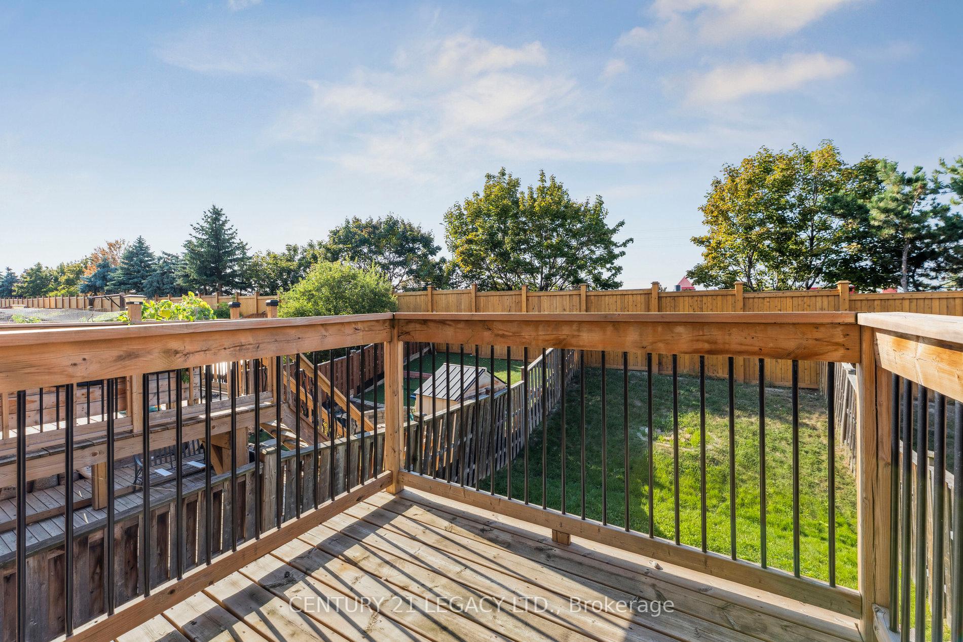 Photo 33 of 52 Pennyroyal Crescent, Brampton, Bramalea North Industrial — HOMEH