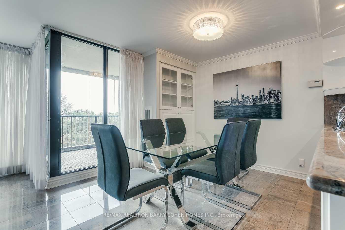 Photo 8 of Unit 503, 33 Harbour Square, Toronto, Waterfront Communities — HOMEH