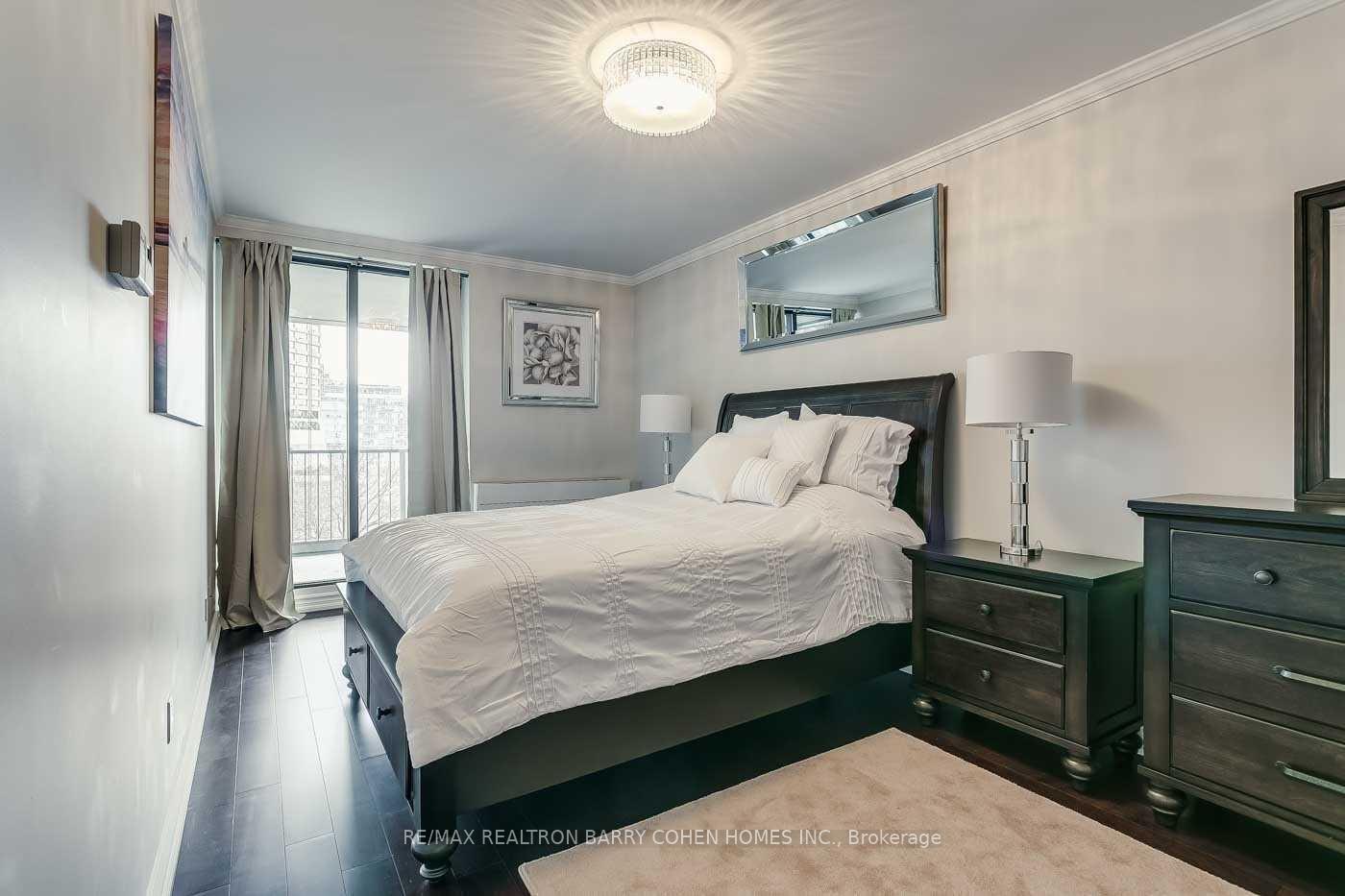 Photo 14 of Unit 503, 33 Harbour Square, Toronto, Waterfront Communities — HOMEH