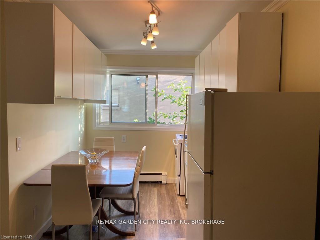 Photo 7 of Unit 5, 1419 Pelham Street, Pelham, Fonthill — HOMEH