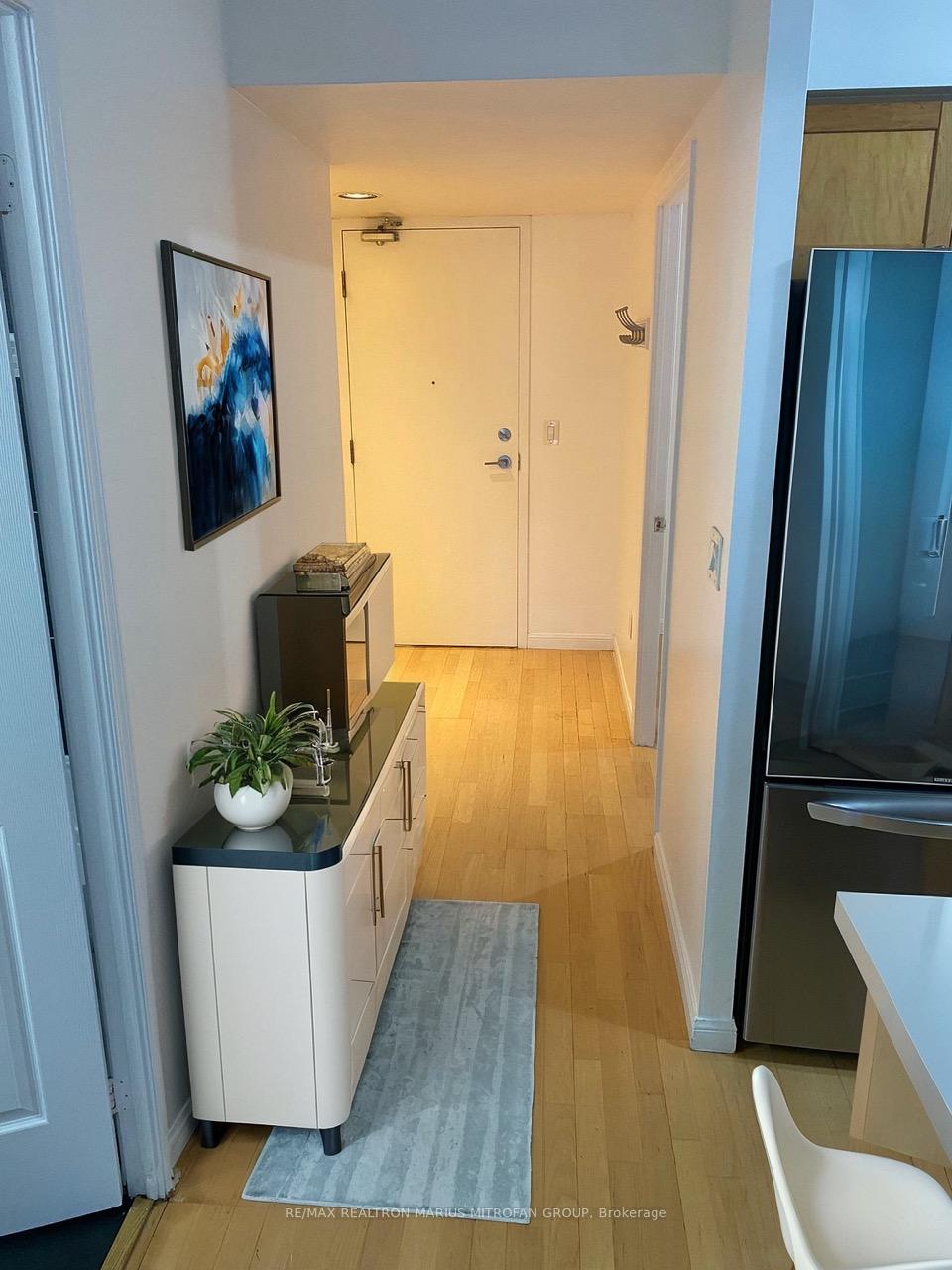 Photo 3 of Unit 605, 330 Adelaide Street E, Toronto, Moss Park — HOMEH