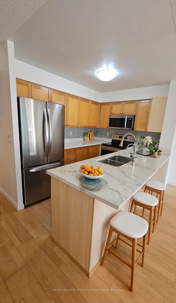 Photo 4 of Unit 605, 330 Adelaide Street E, Toronto, Moss Park — HOMEH
