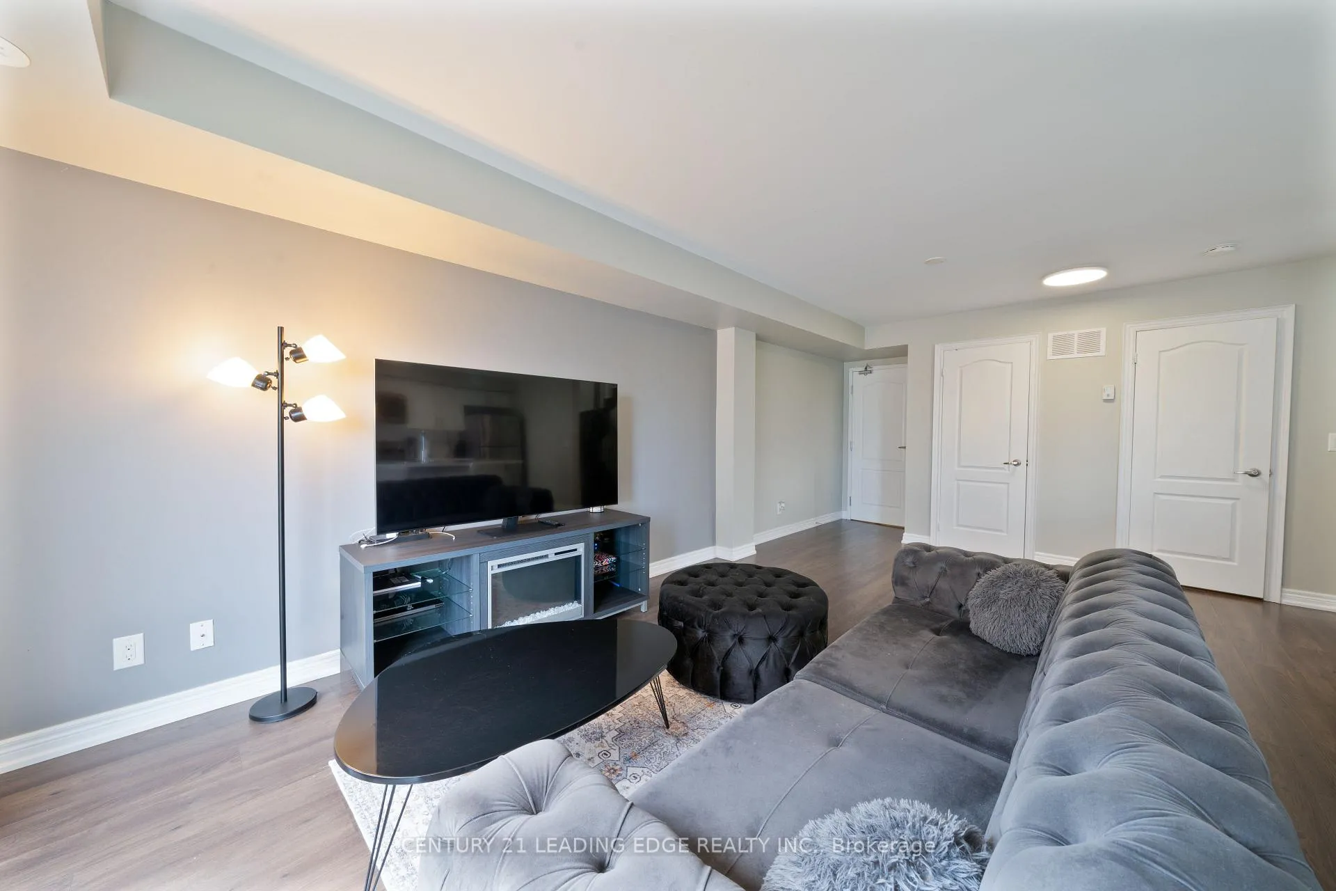 Photo 4 of Unit 132, 2 Dunsheath Way, Markham, Cornell — HOMEH