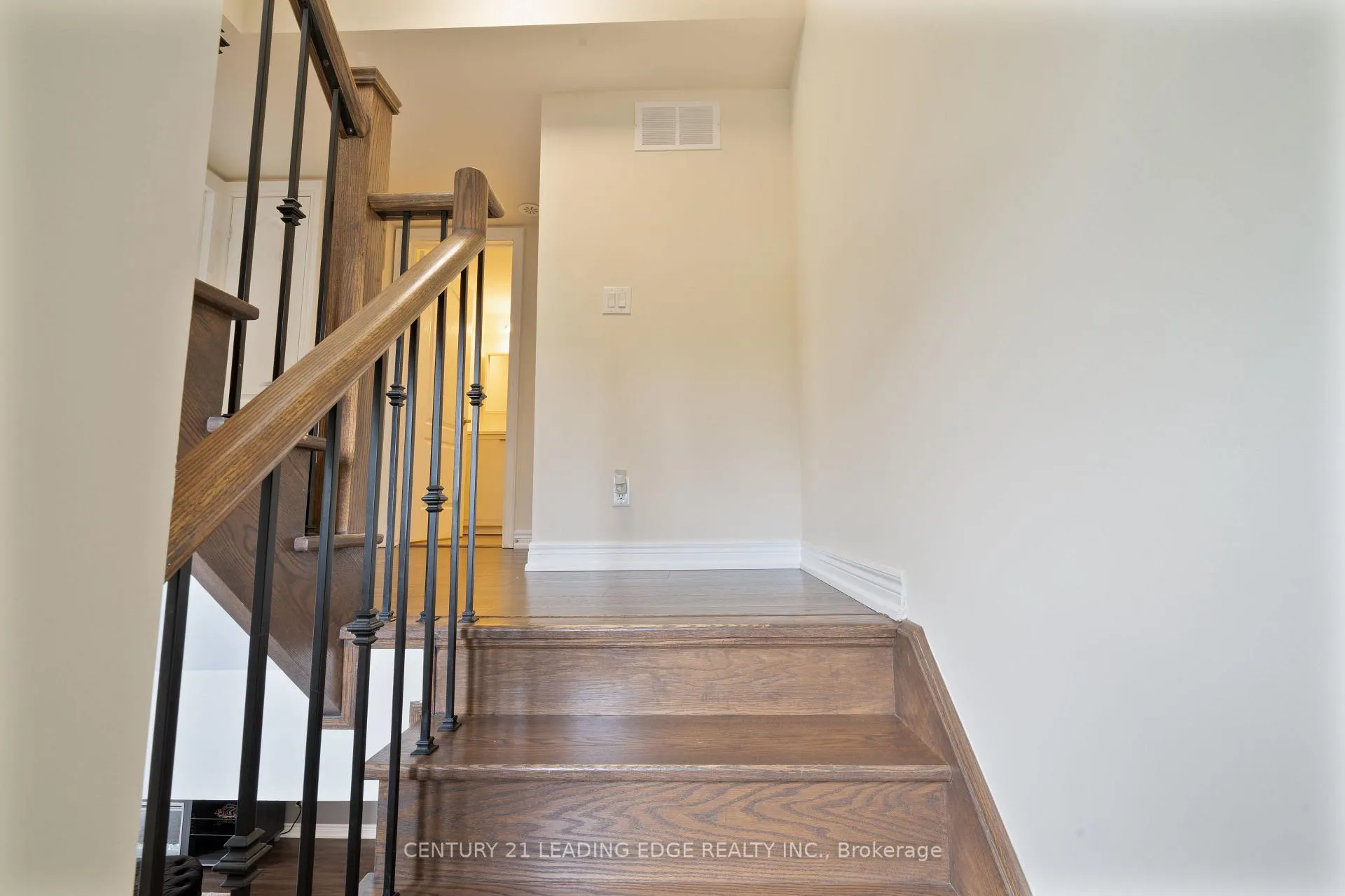 Photo 12 of Unit 132, 2 Dunsheath Way, Markham, Cornell — HOMEH