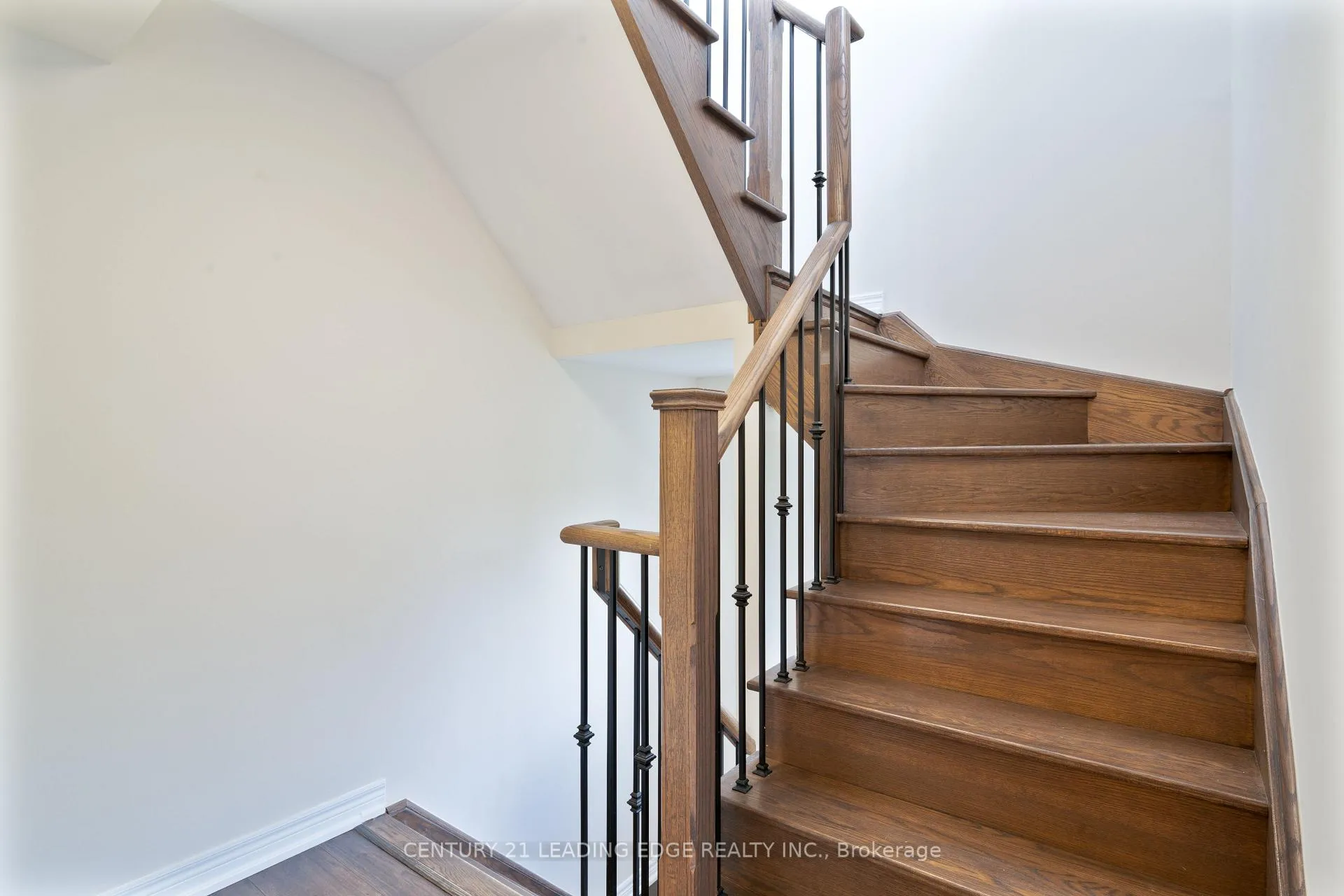 Photo 22 of Unit 132, 2 Dunsheath Way, Markham, Cornell — HOMEH