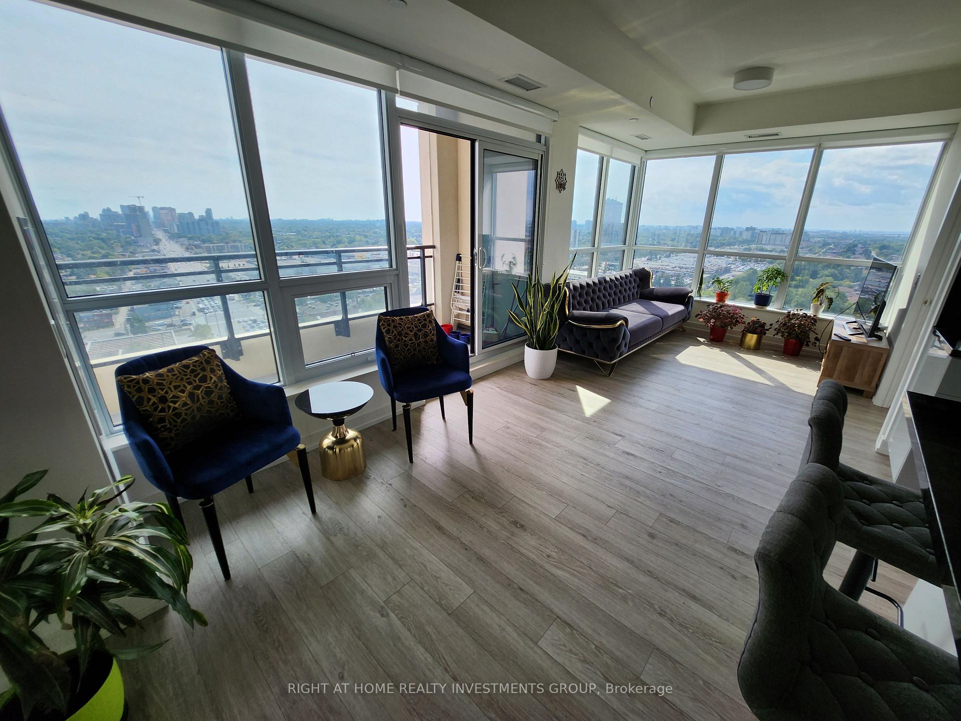 Photo 4 of Unit 2008, 1 Grandview Avenue, Markham, Thornhill — HOMEH