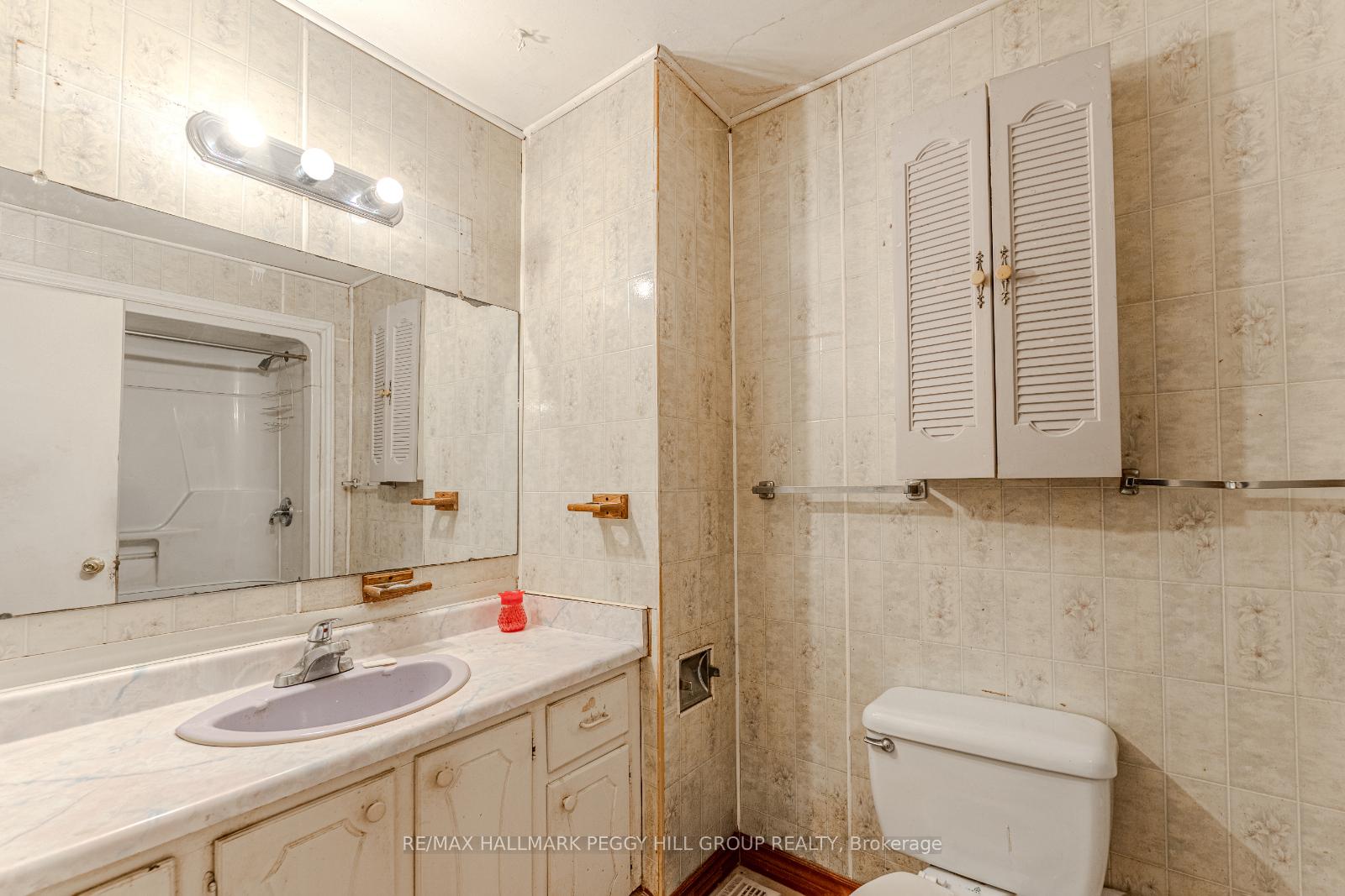 Photo 10 of 70 Highcroft Road, Barrie, Allandale Heights — HOMEH