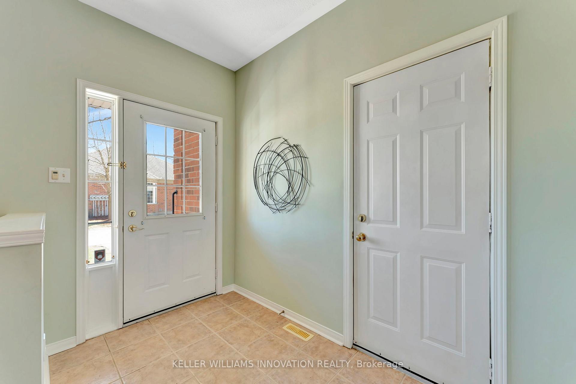 Photo 2 of Unit 10, 450 Westforest Trail, Kitchener — HOMEH