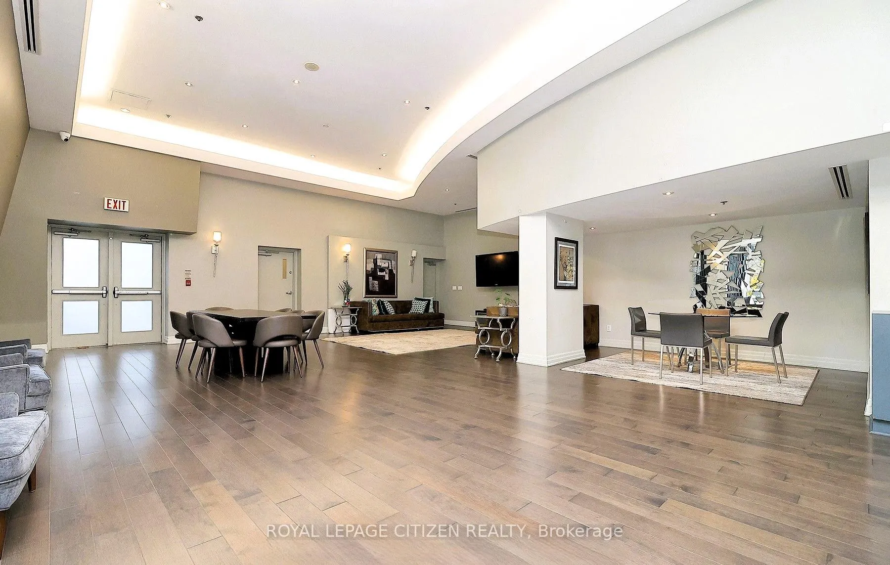 Photo 38 of Unit 427, 550 Queens Quay, Toronto, Waterfront Communities — HOMEH