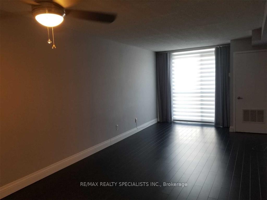 Photo 3 of Unit 206, 75 Ellen Street, Barrie, City Centre — HOMEH