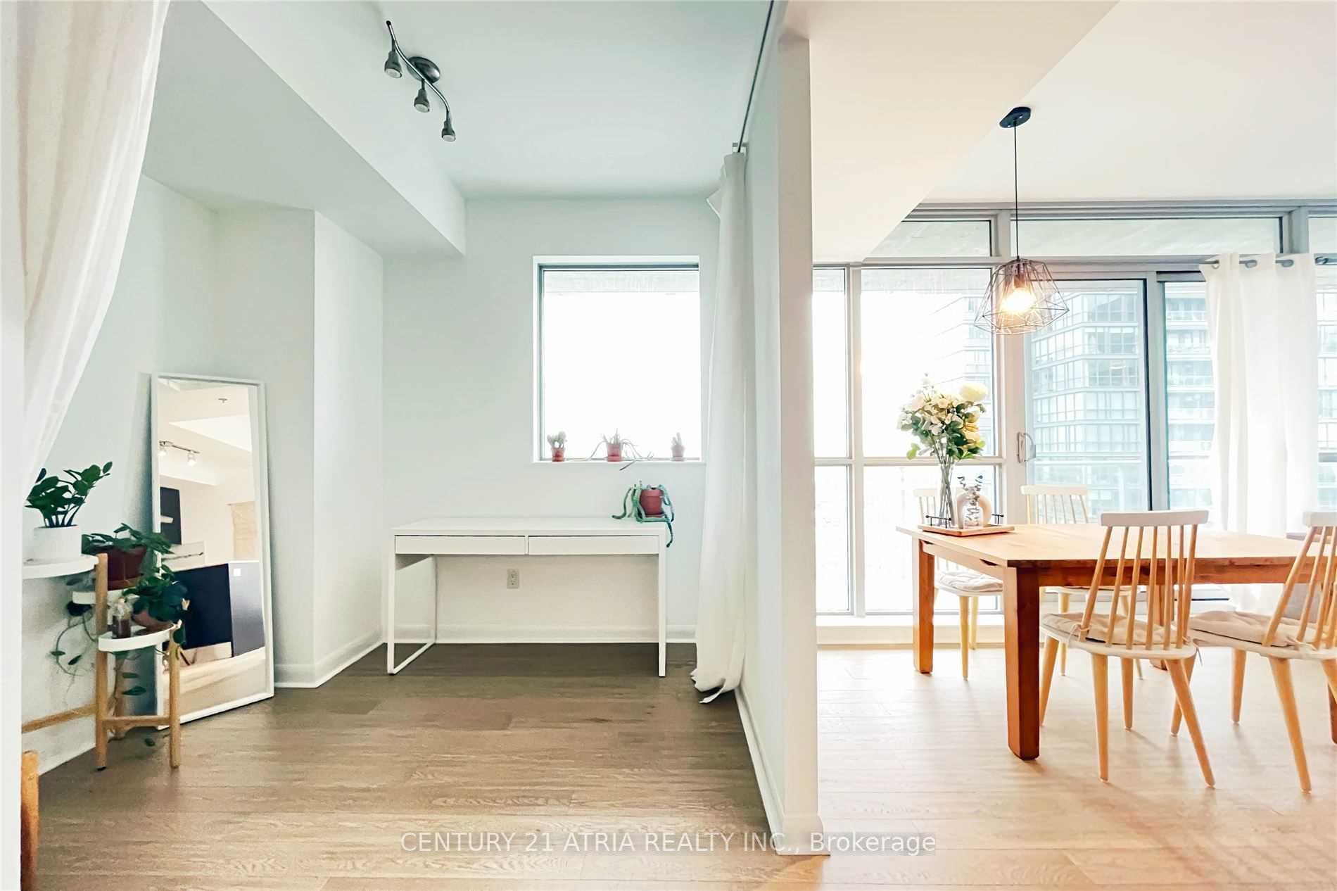 Photo 3 of Unit 2909, 375 King Street W, Toronto, Waterfront Communities — HOMEH